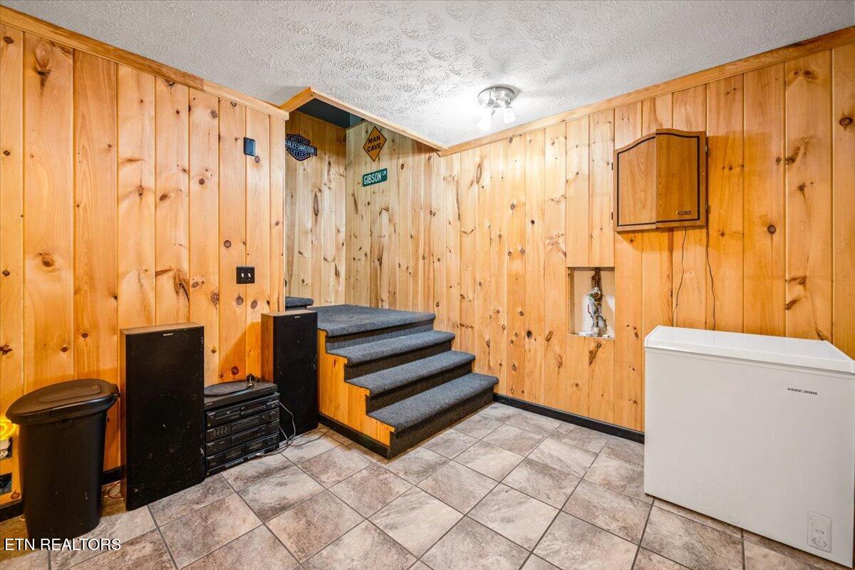 164 Gail Lane Jacksboro TN 37757