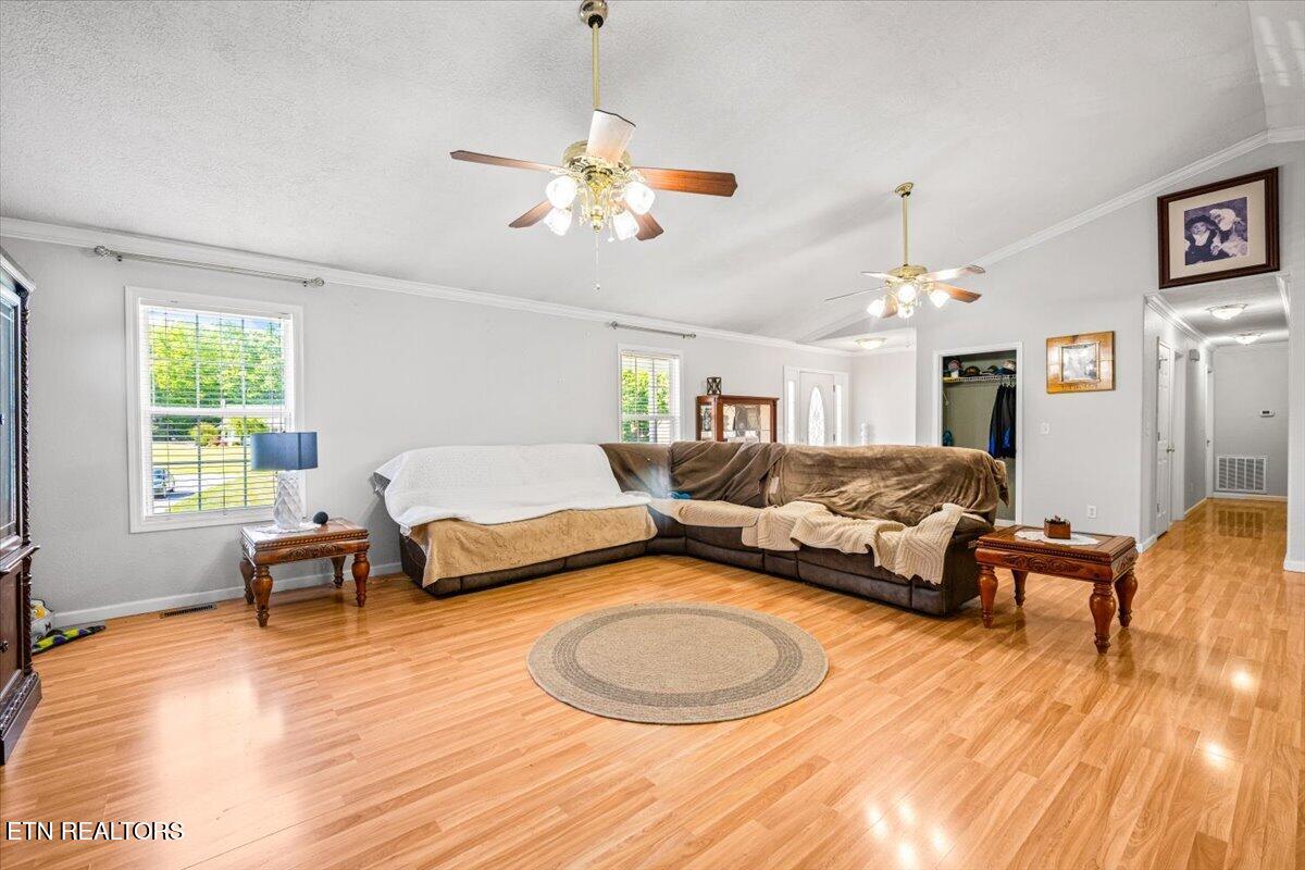 164 Gail Lane Jacksboro TN 37757