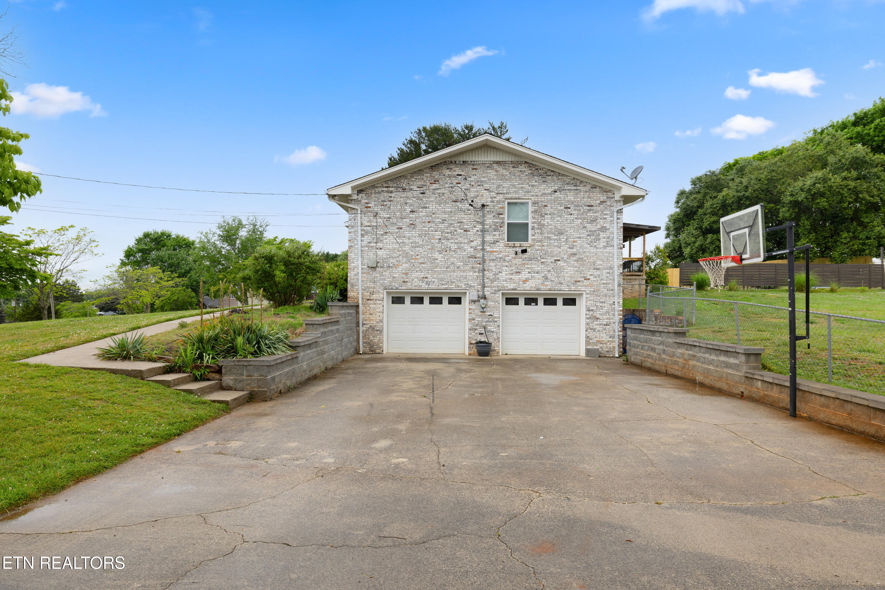 4541 Cobblestone Circle Knoxville TN 37938
