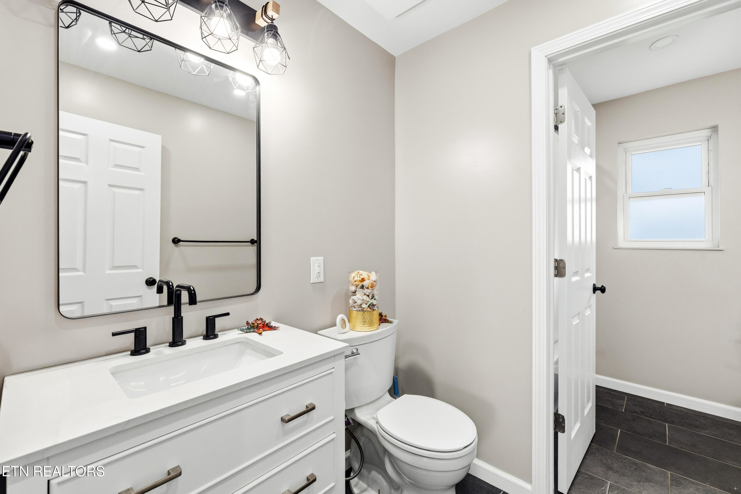 4541 Cobblestone Circle Knoxville TN 37938