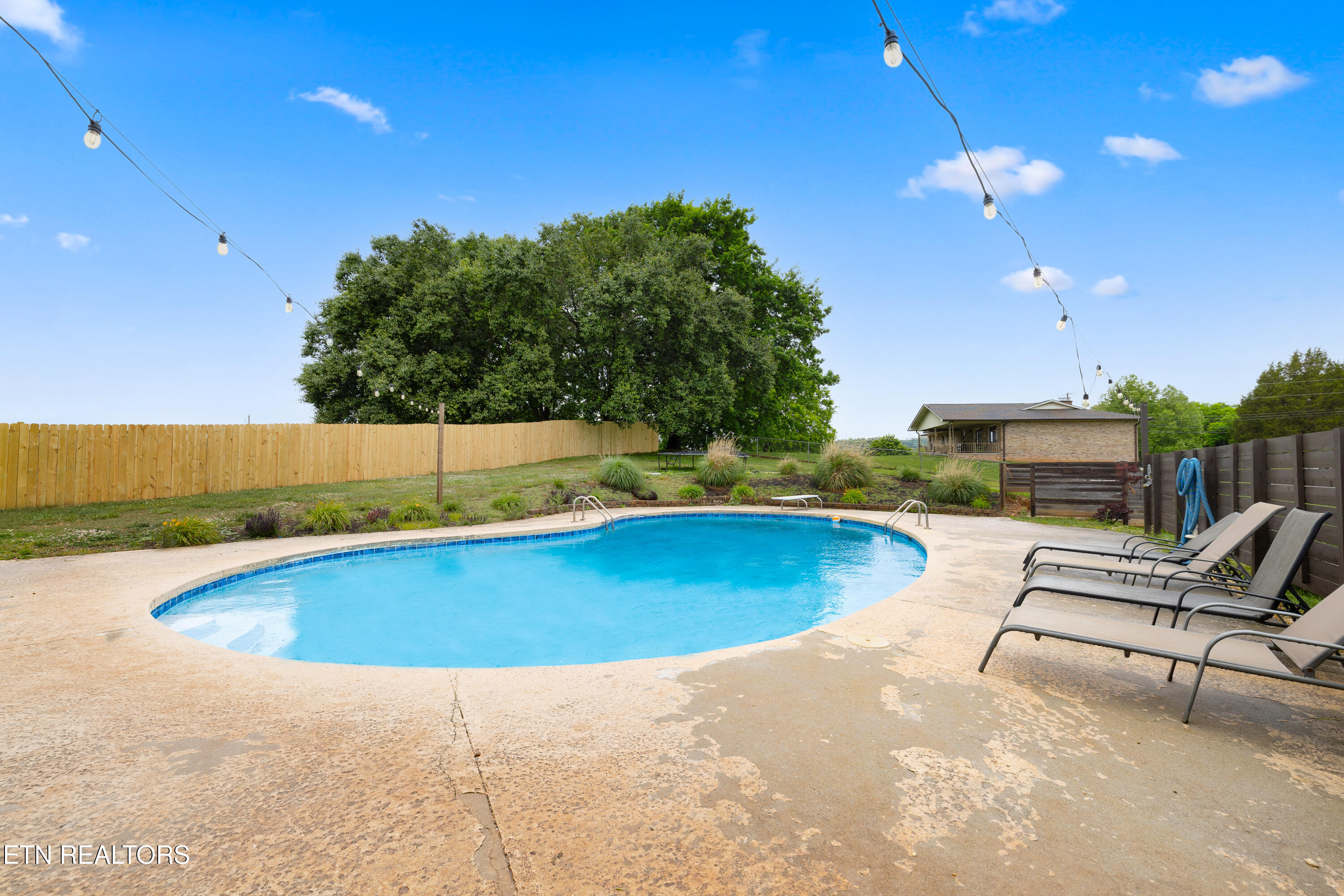 4541 Cobblestone Circle Knoxville TN 37938