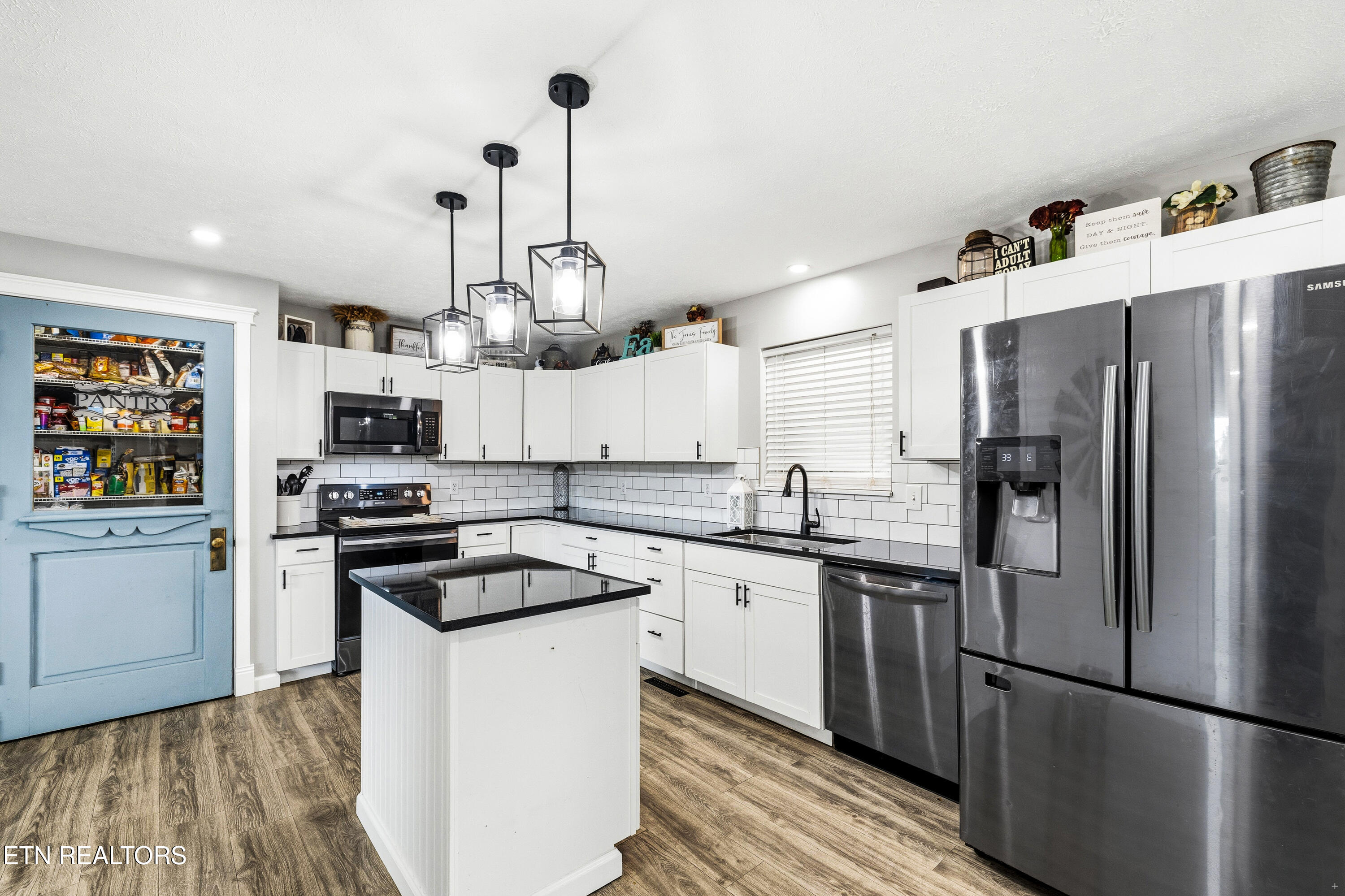 4541 Cobblestone Circle Knoxville TN 37938