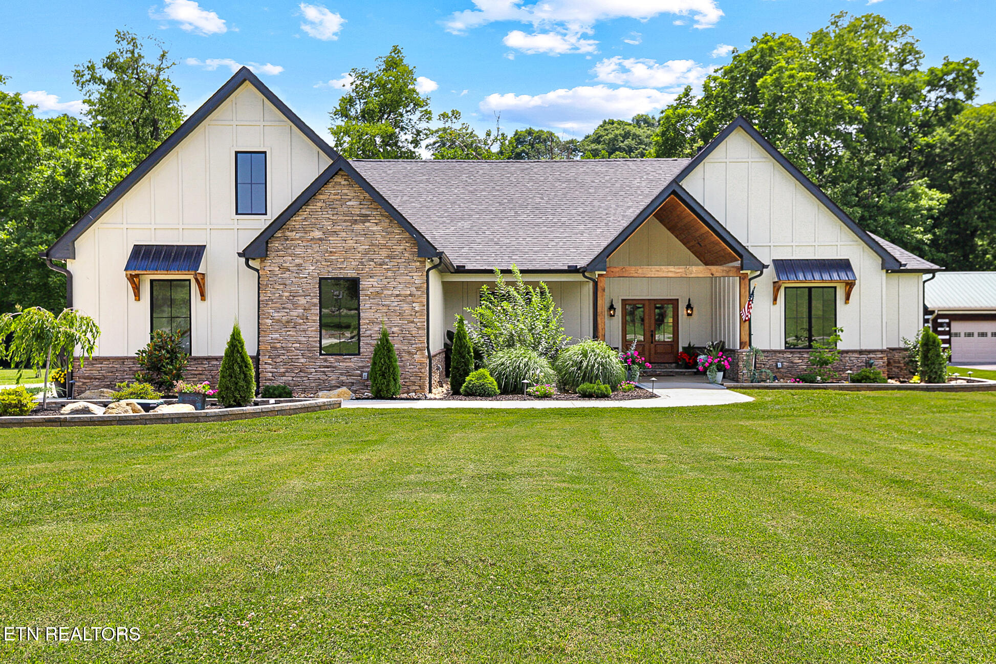 1945 River Mist Circle New Market TN 37820