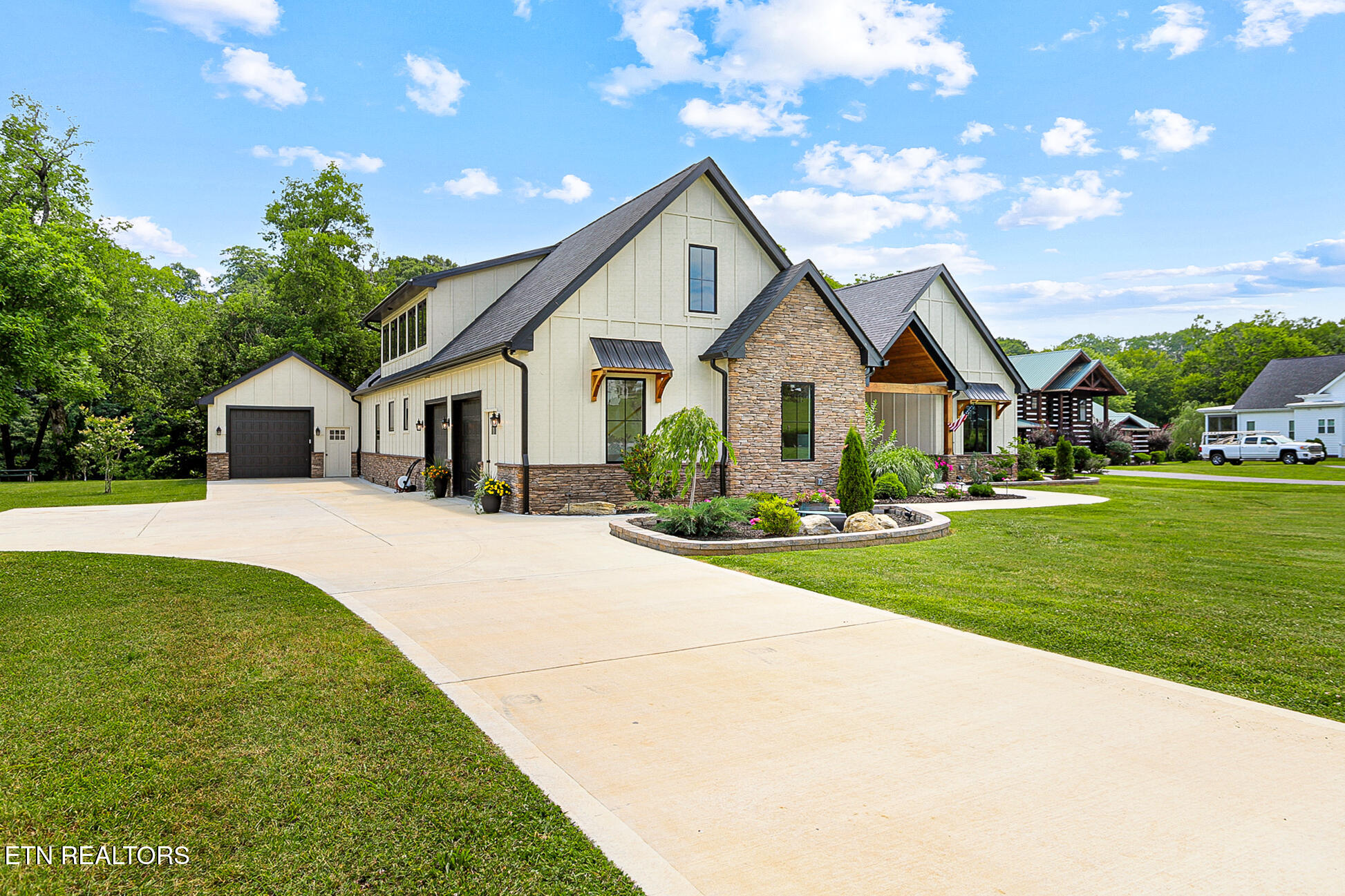 1945 River Mist Circle New Market TN 37820