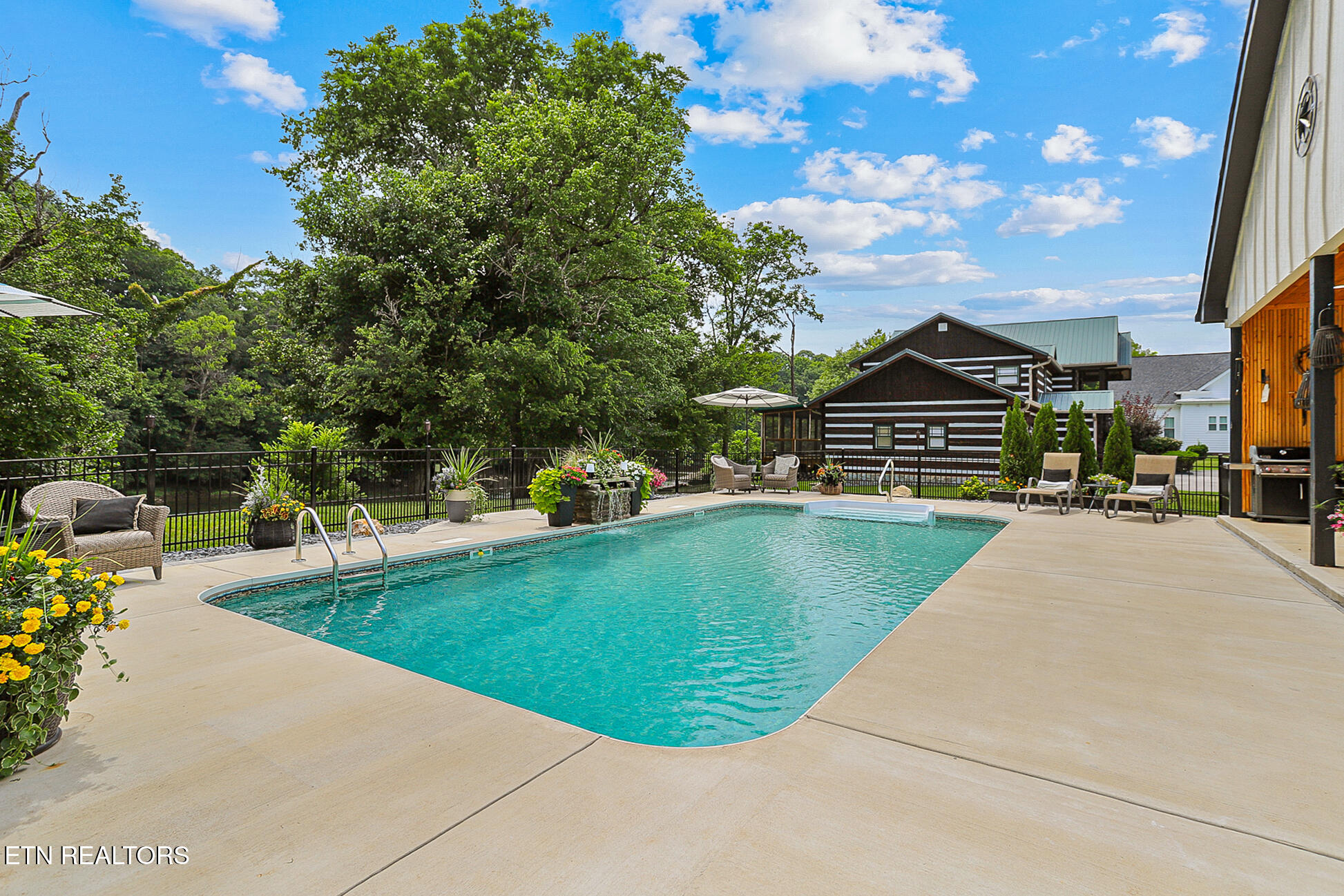 1945 River Mist Circle New Market TN 37820