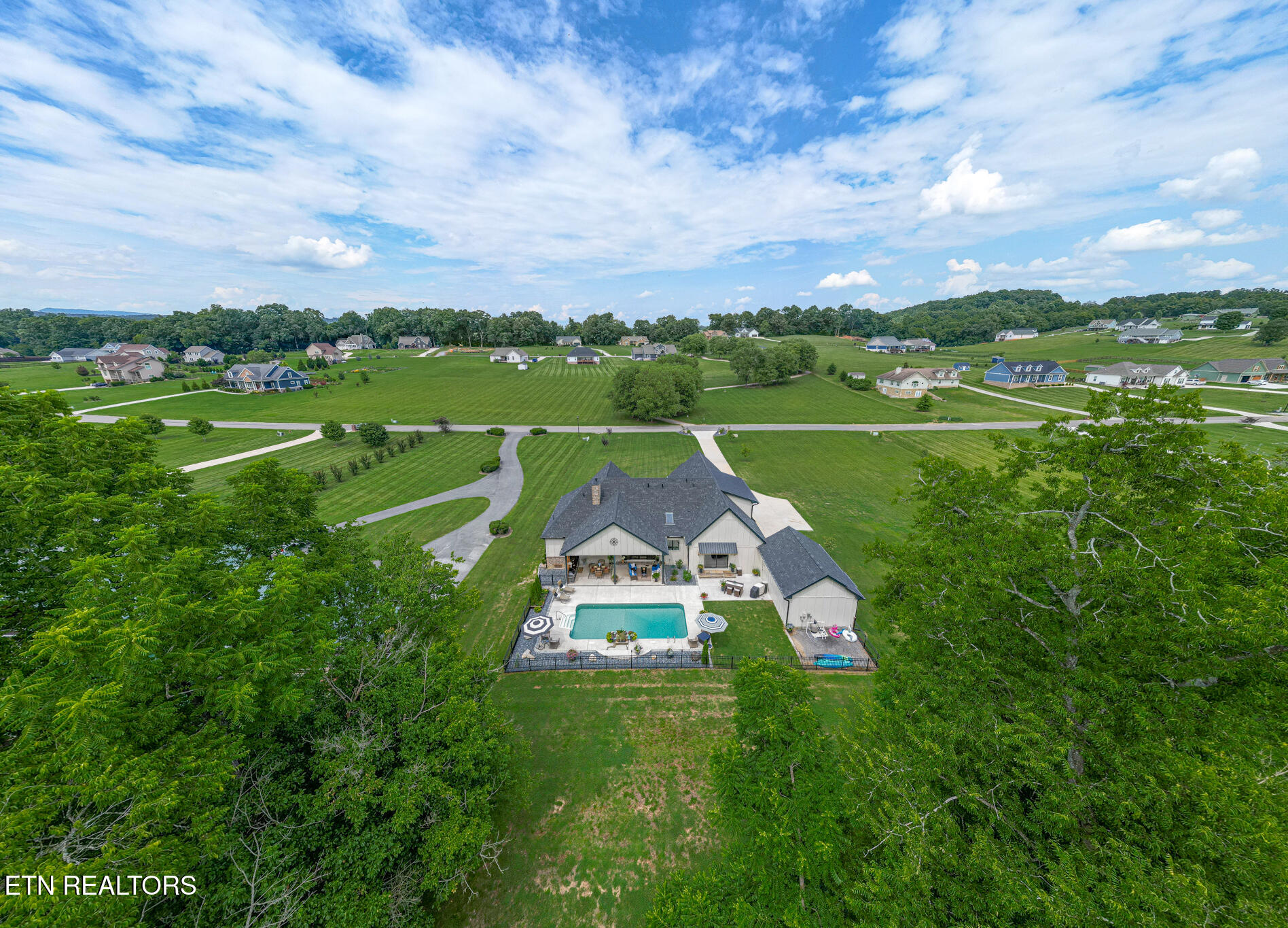 1945 River Mist Circle New Market TN 37820