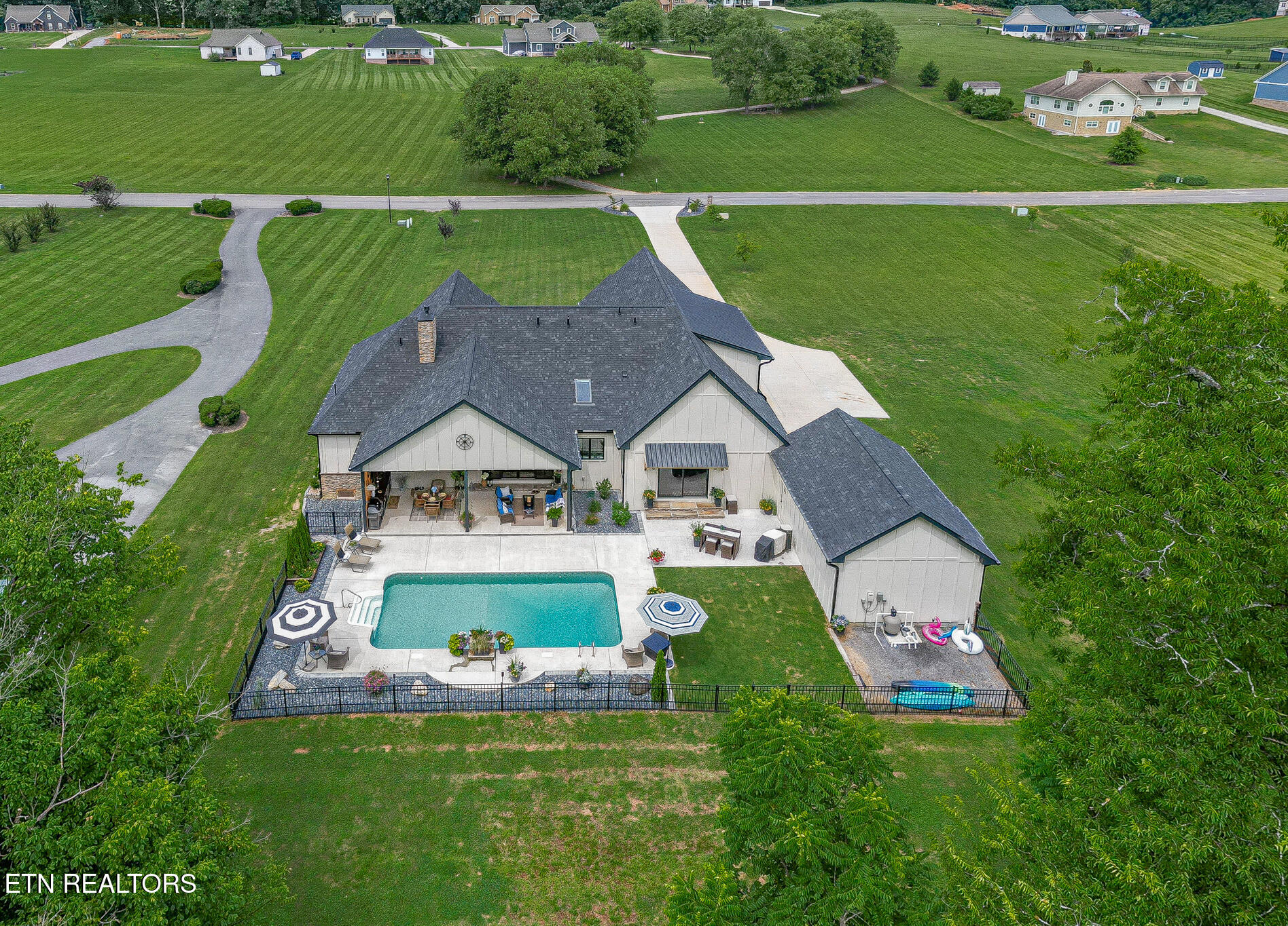 1945 River Mist Circle New Market TN 37820