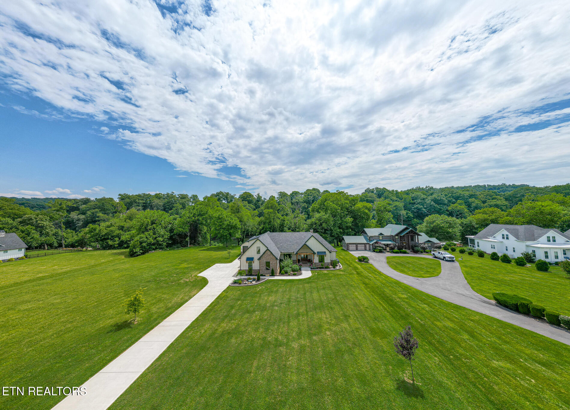 1945 River Mist Circle New Market TN 37820