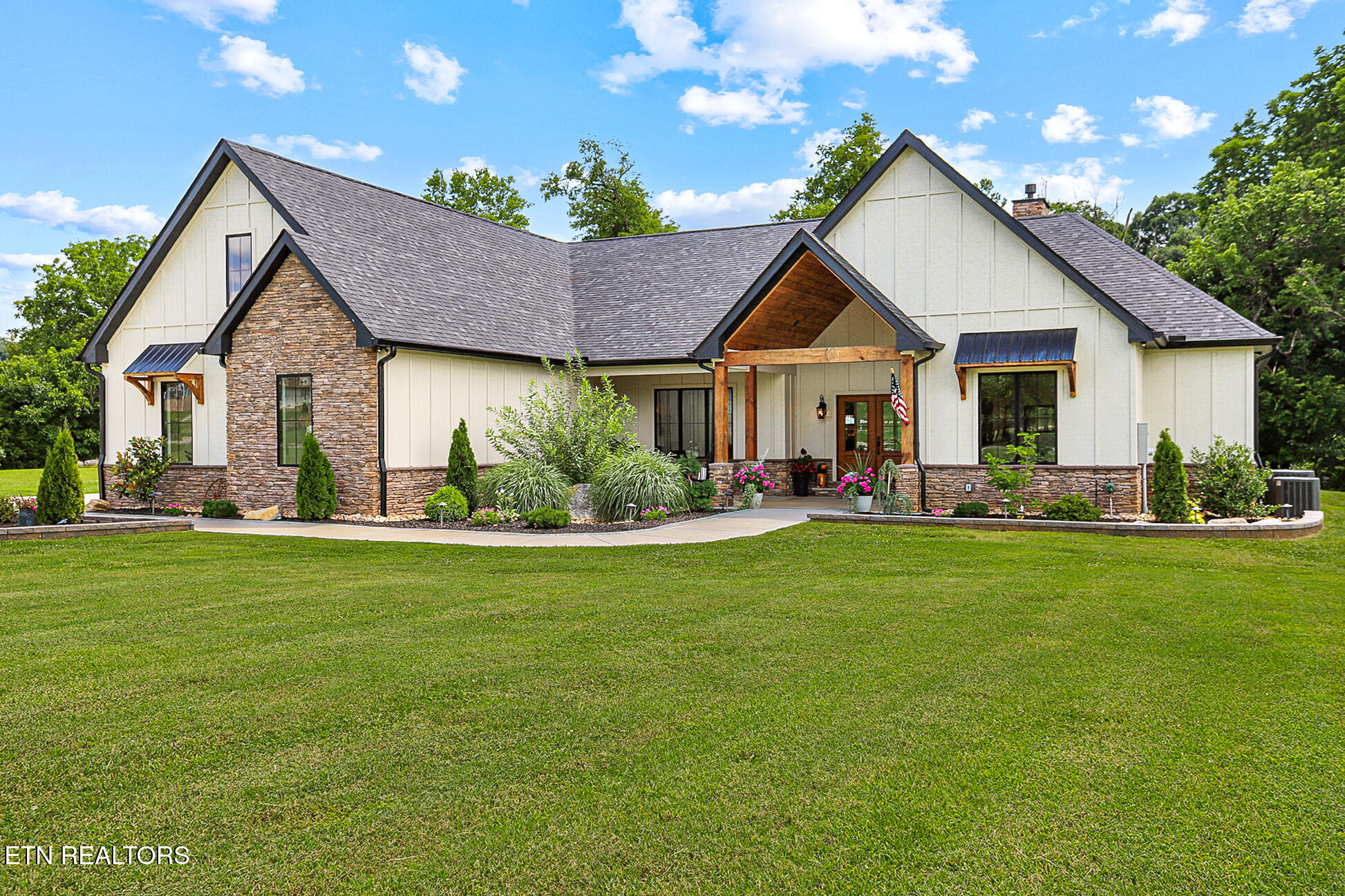 1945 River Mist Circle New Market TN 37820
