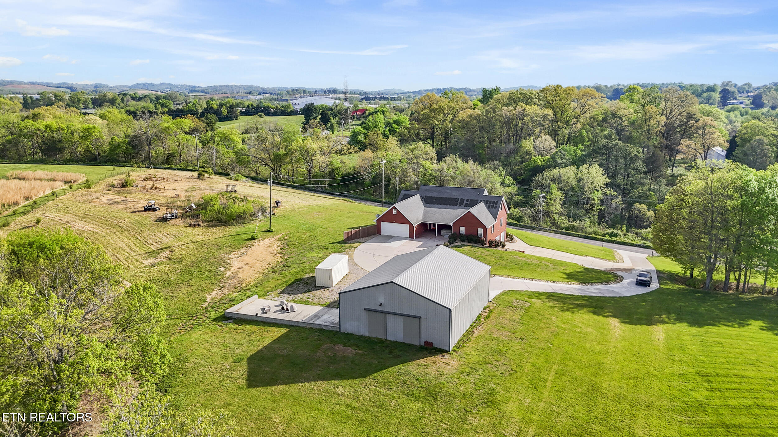 3017 Hardy Road White Pine TN 37890
