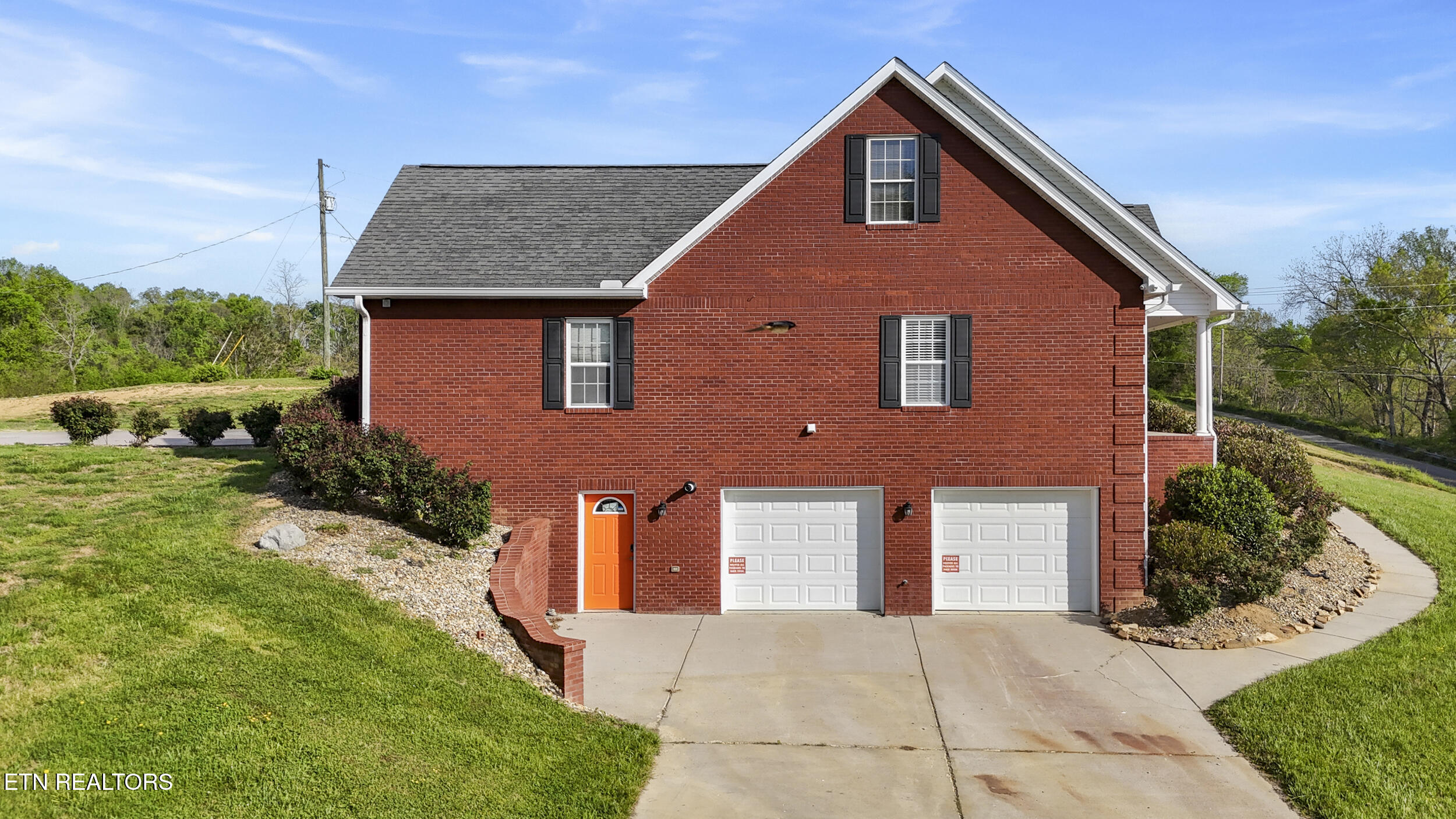 3017 Hardy Road White Pine TN 37890