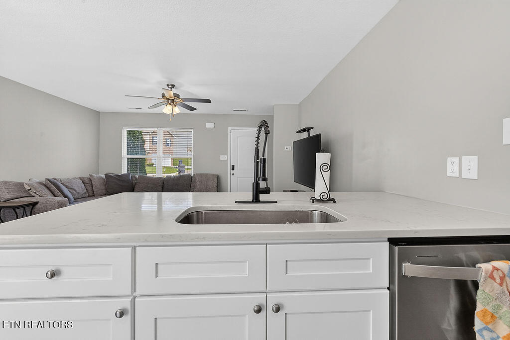 1339 Zamora Lane Knoxville TN 37912