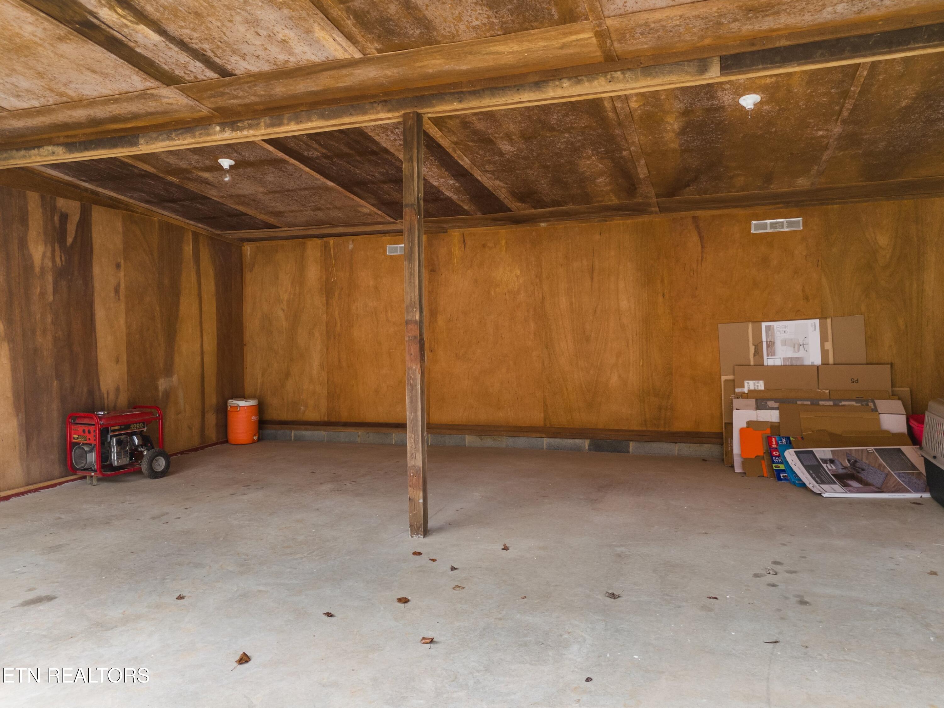2218 Rebel Hollow Road Tazewell TN 37879