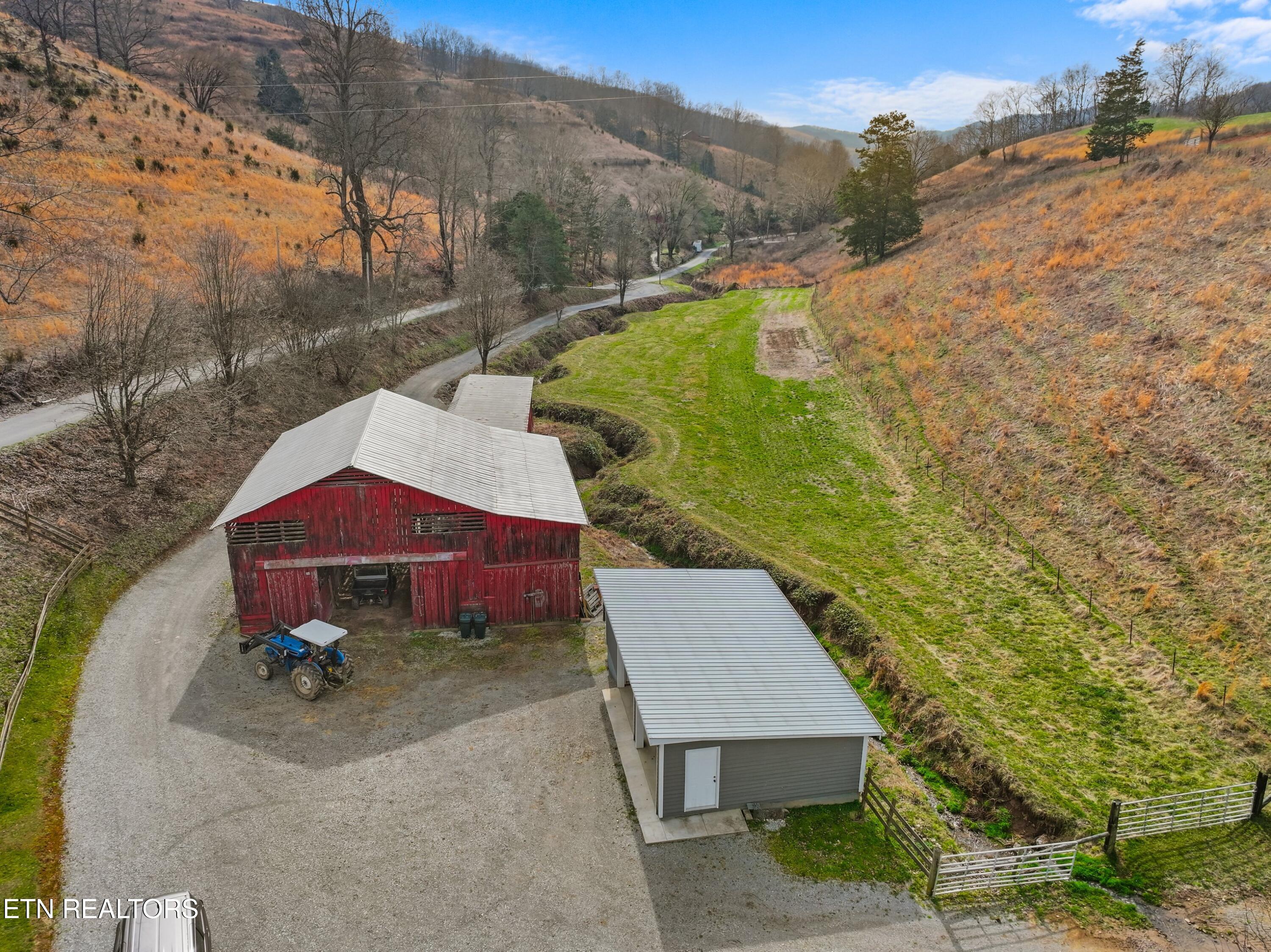 2218 Rebel Hollow Road Tazewell TN 37879