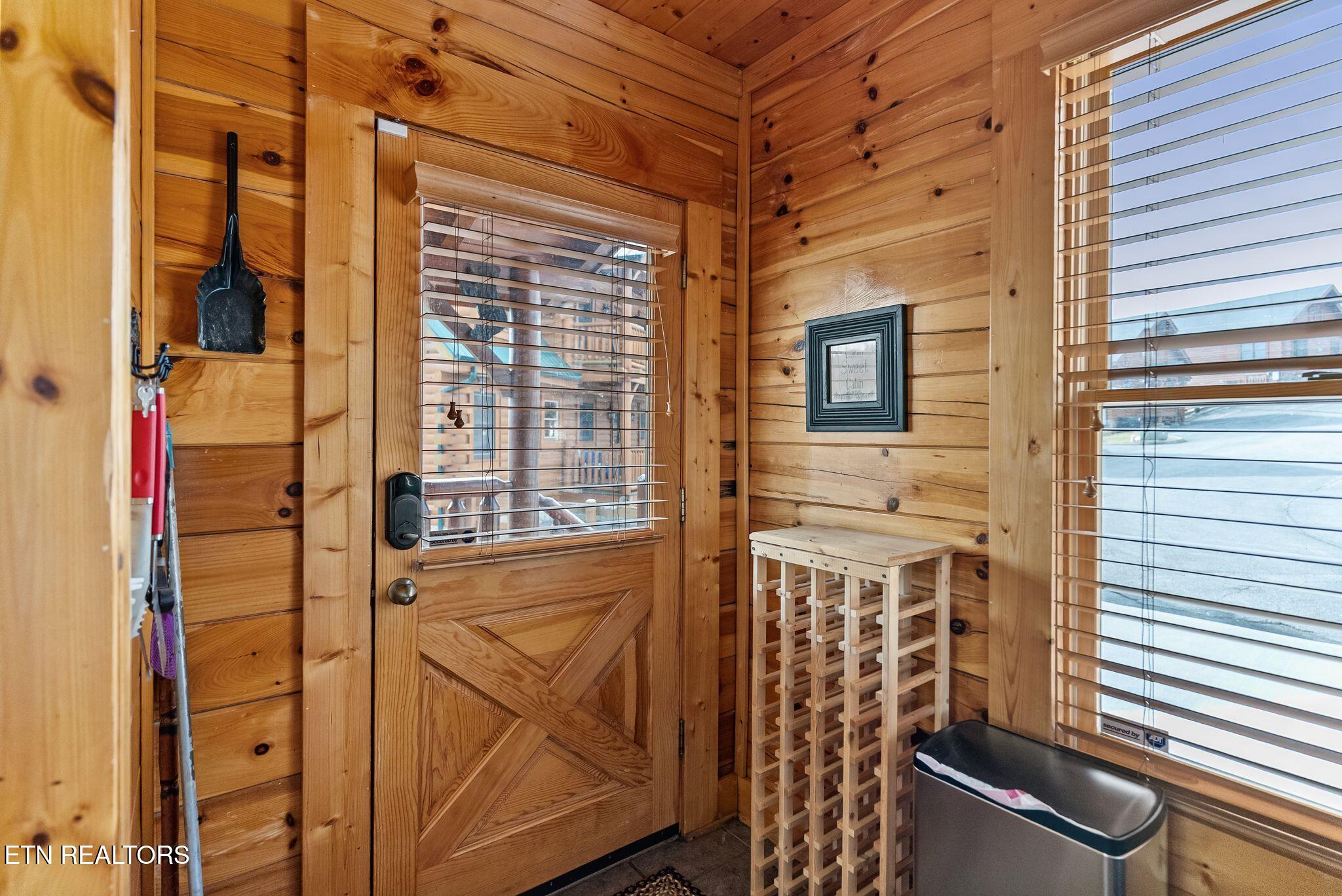 2869 White Oak Ridge Lane Sevierville TN 37862