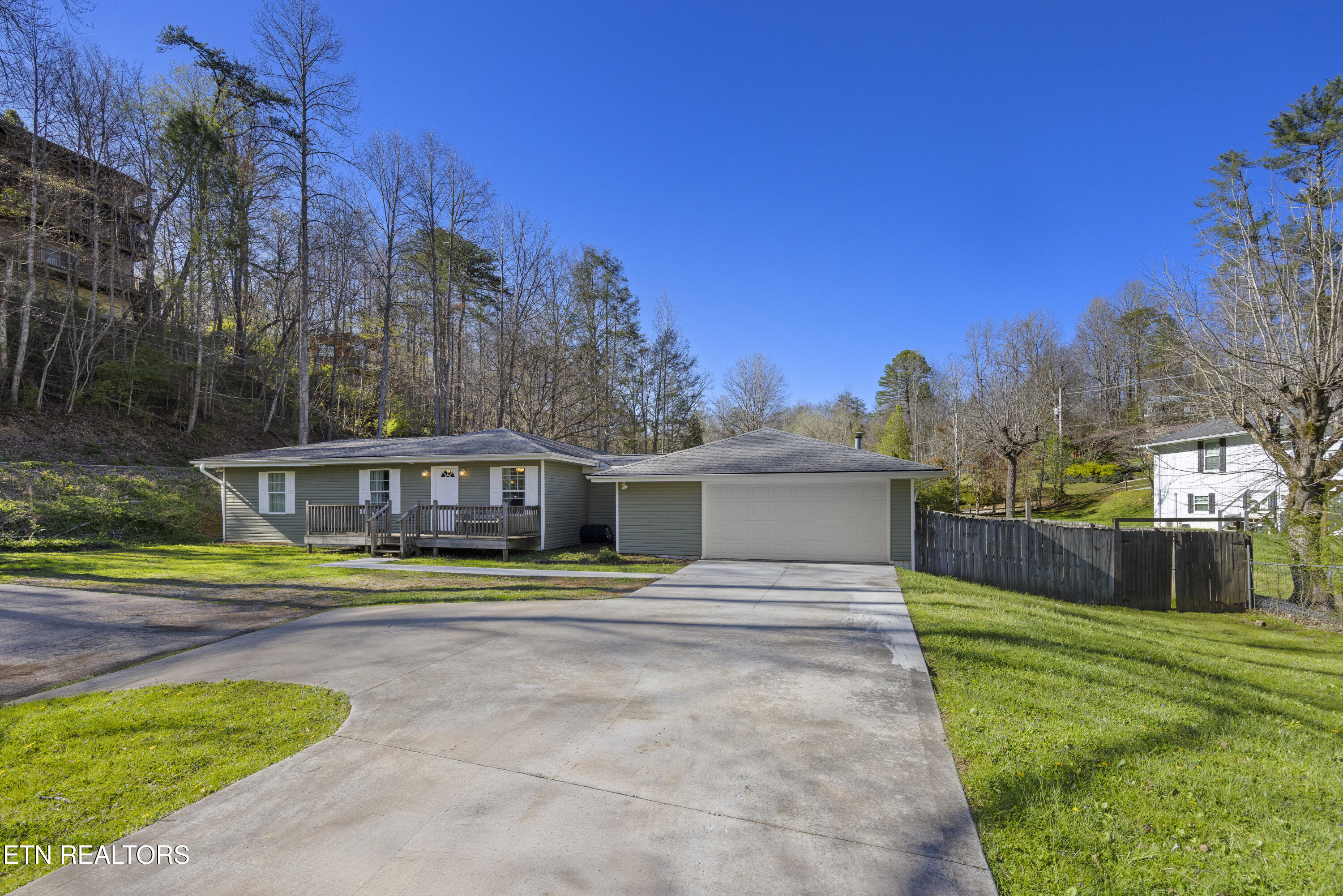 1189 Cole Lane Gatlinburg TN 37738