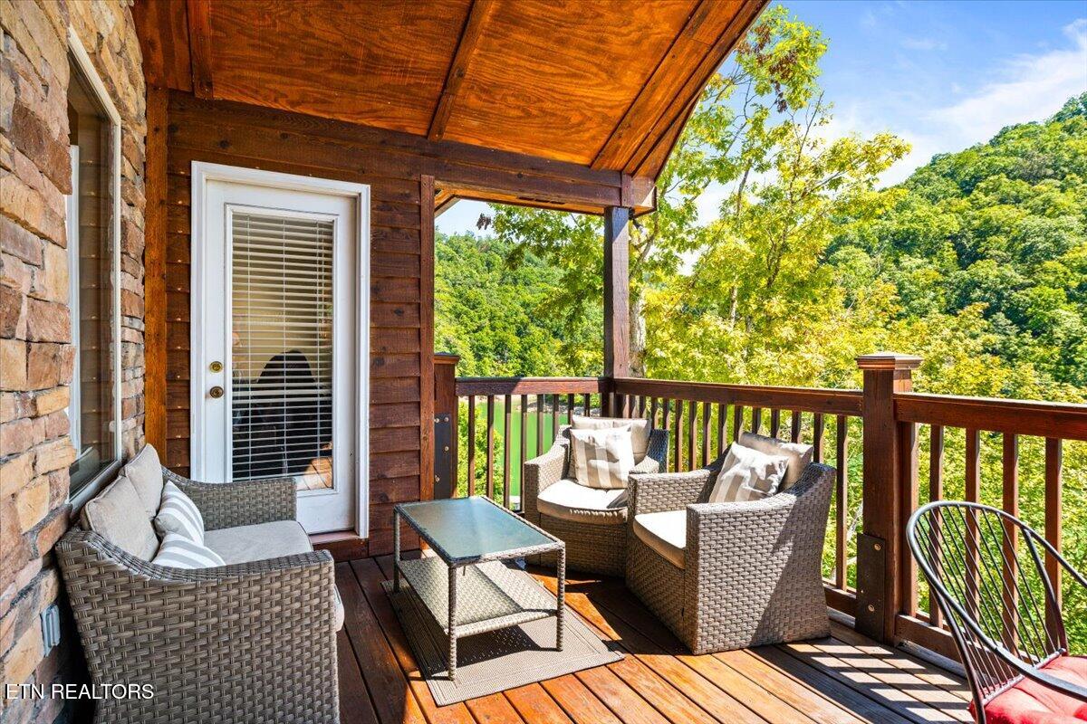 126 Bluewater Lane Lafollette TN 37766