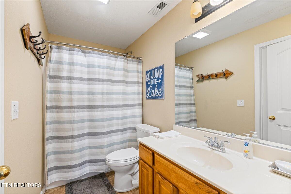 126 Bluewater Lane Lafollette TN 37766