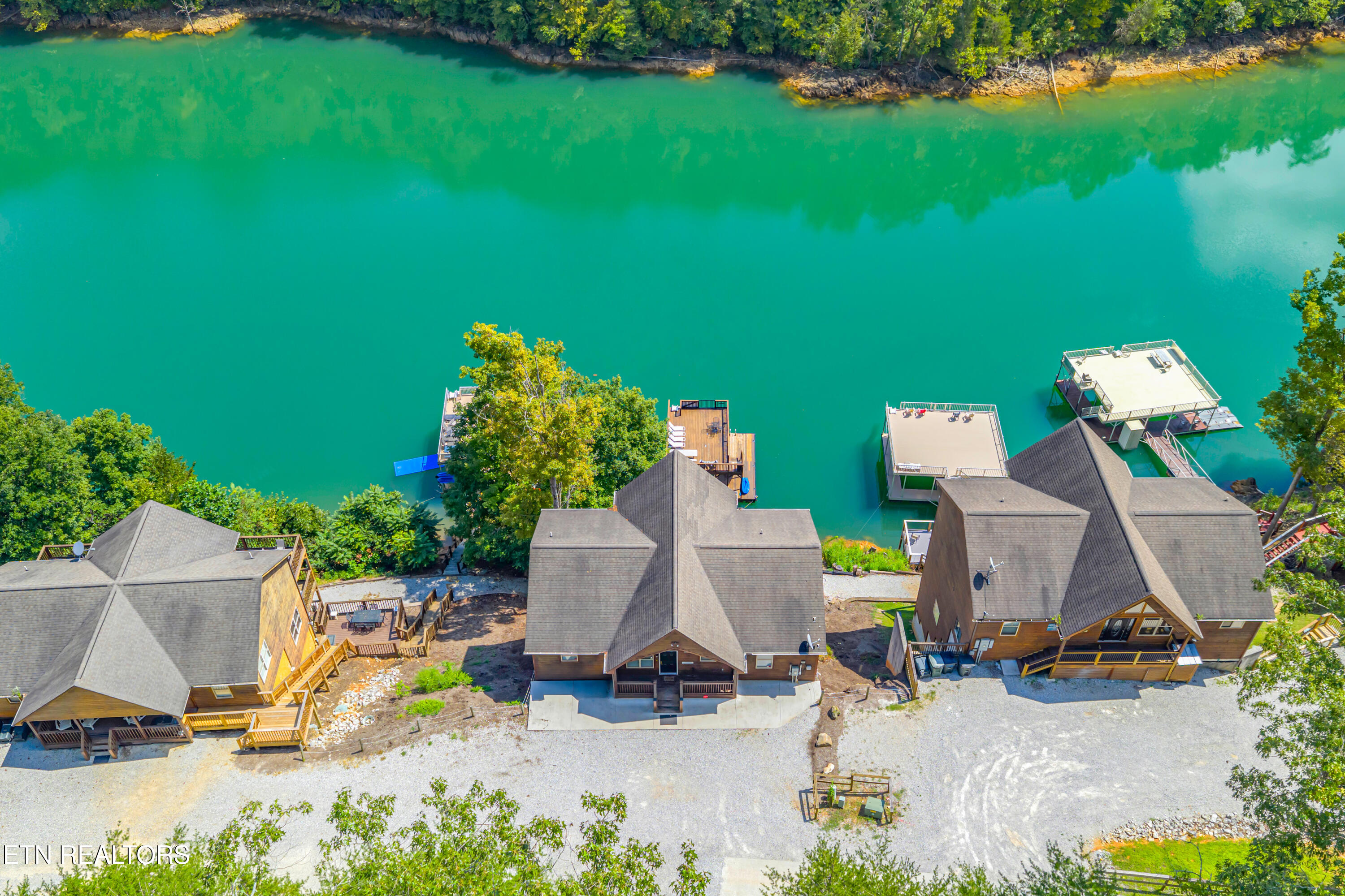 126 Bluewater Lane Lafollette TN 37766