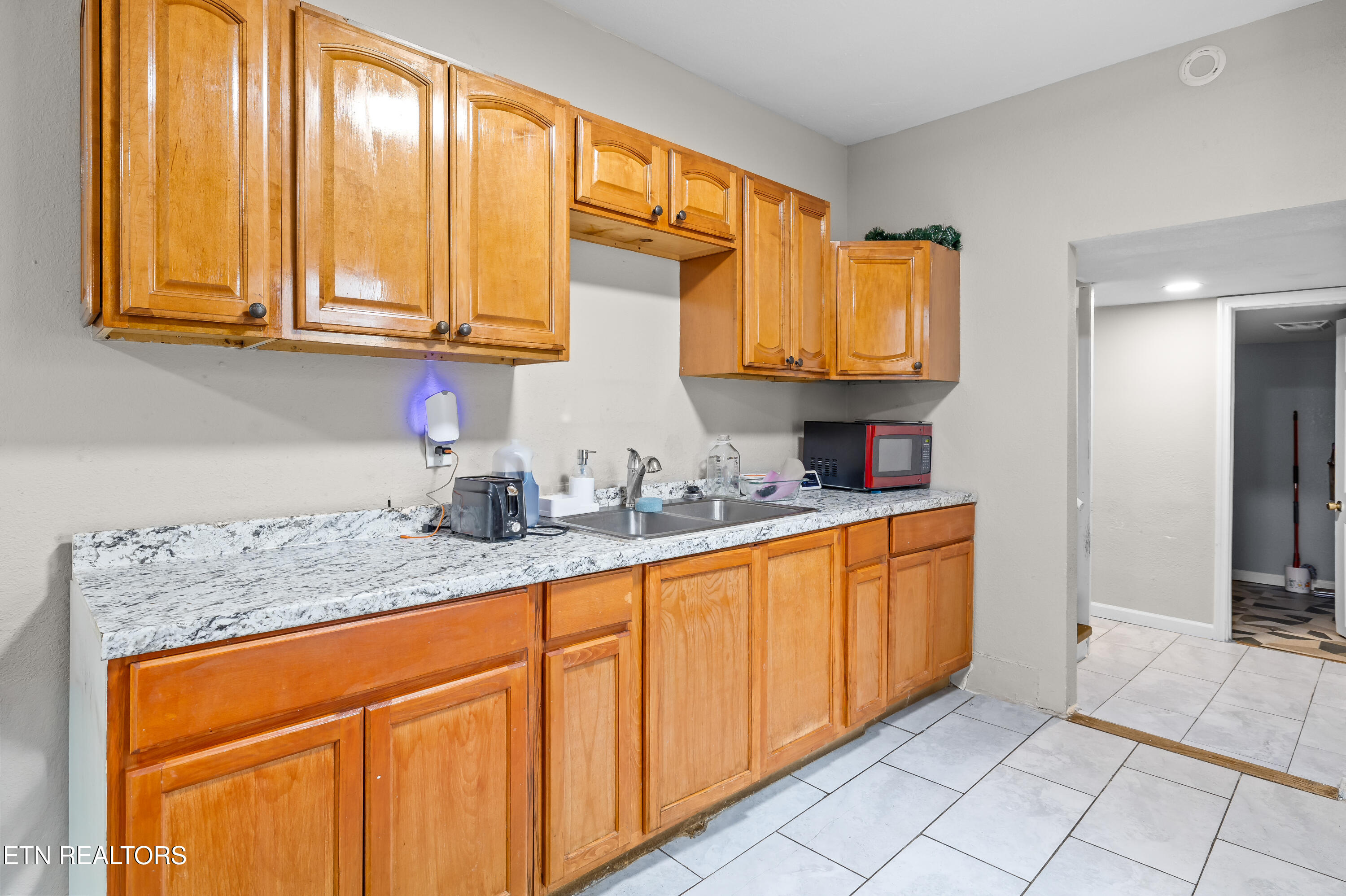 838 Railroad Street Maryville TN 37804