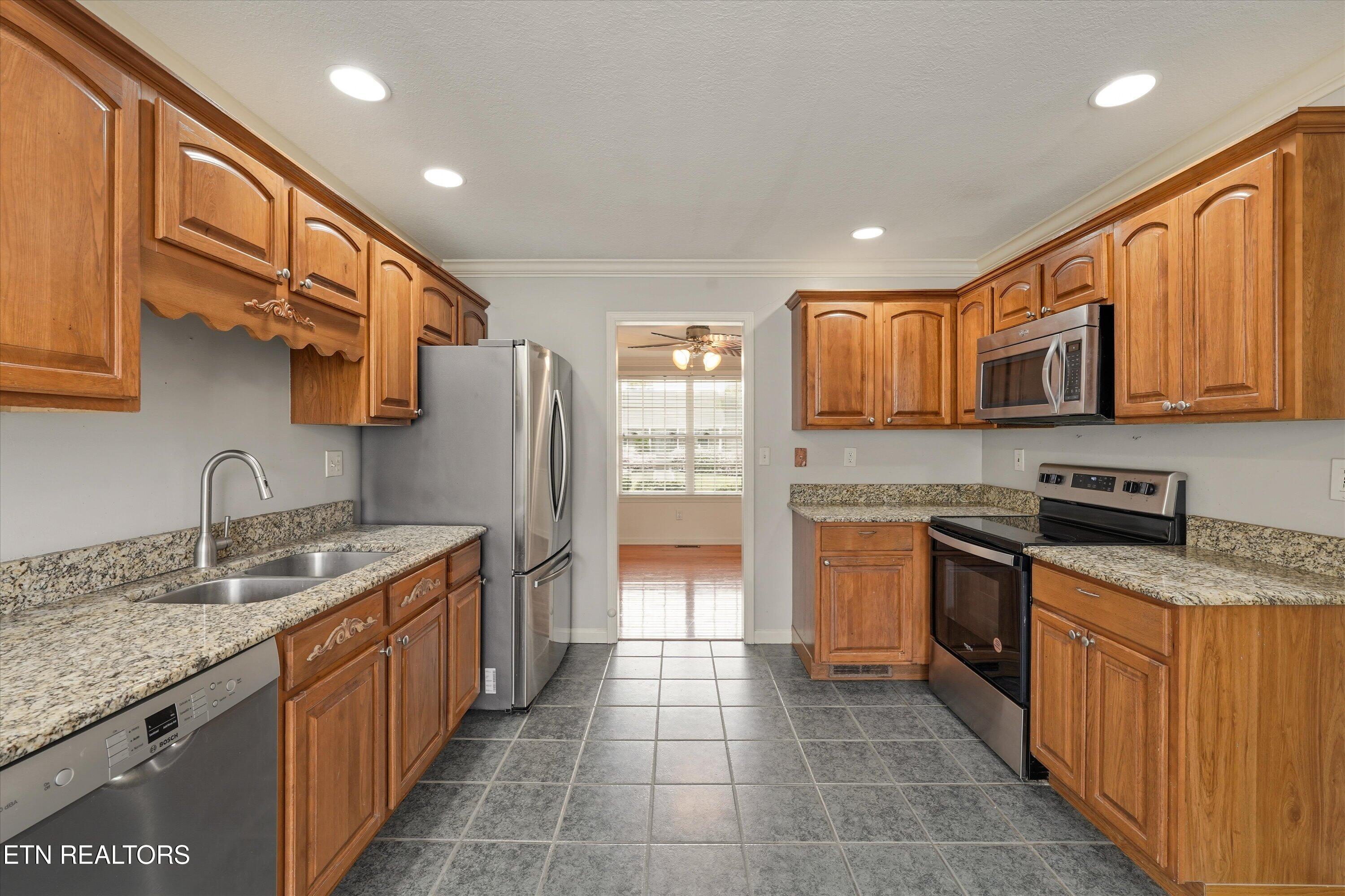 5127 Magic Lantern Drive Knoxville TN 37918
