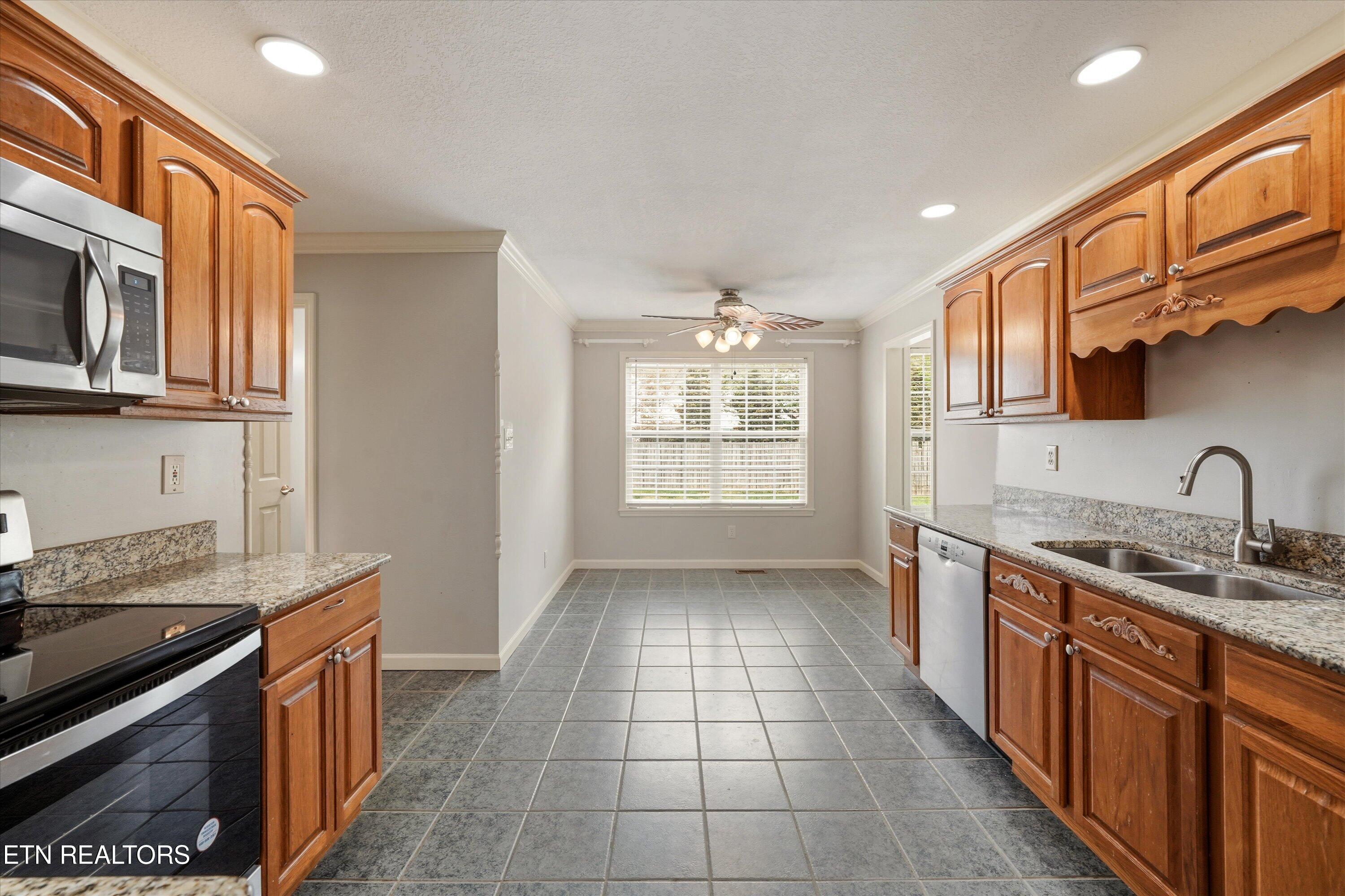 5127 Magic Lantern Drive Knoxville TN 37918