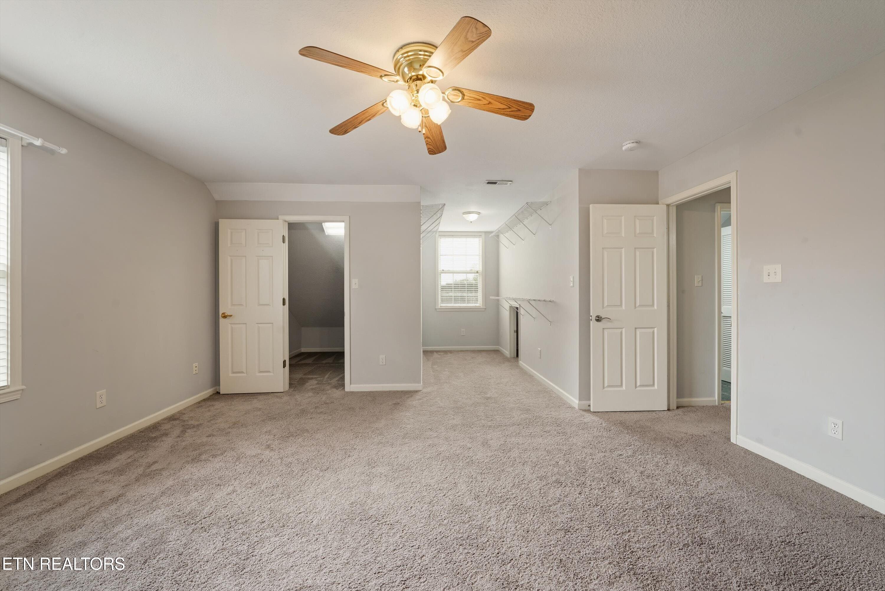 5127 Magic Lantern Drive Knoxville TN 37918