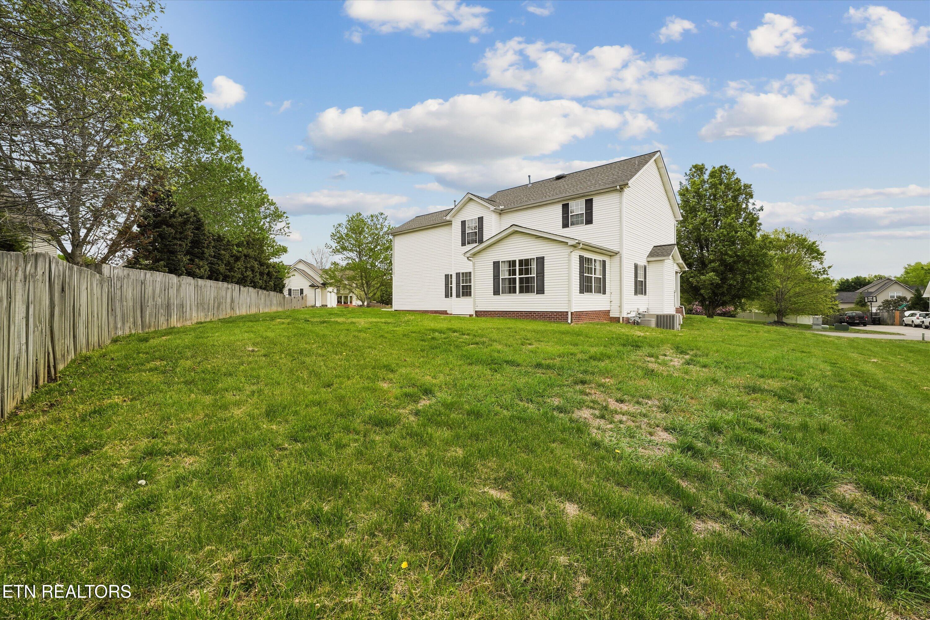 5127 Magic Lantern Drive Knoxville TN 37918