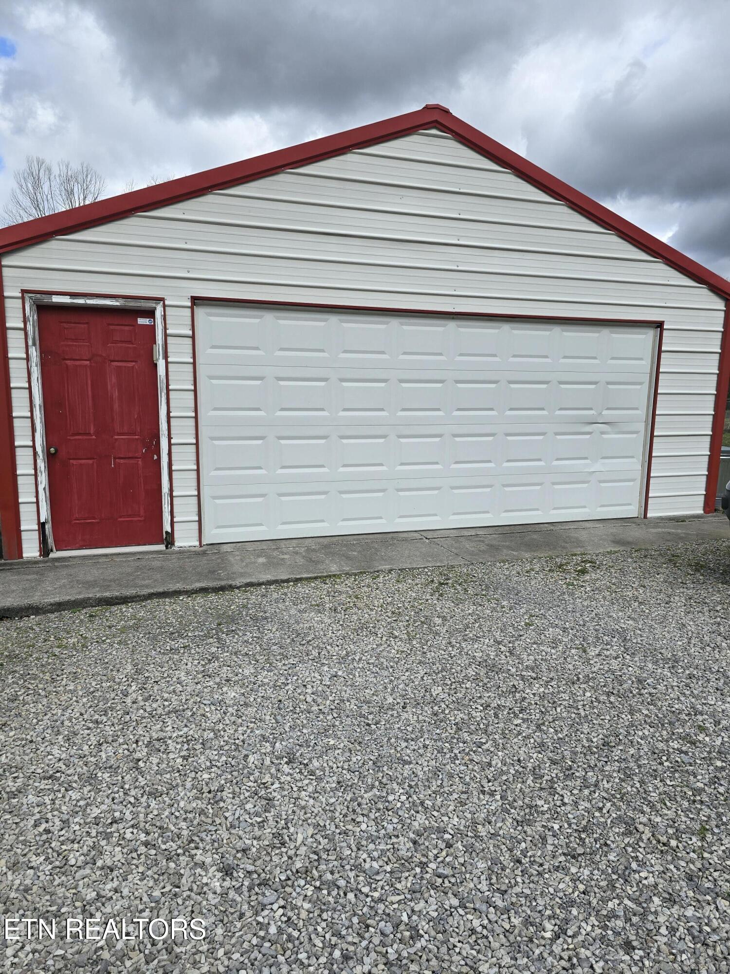 118 Wolf Creek Road Kingston TN 37763