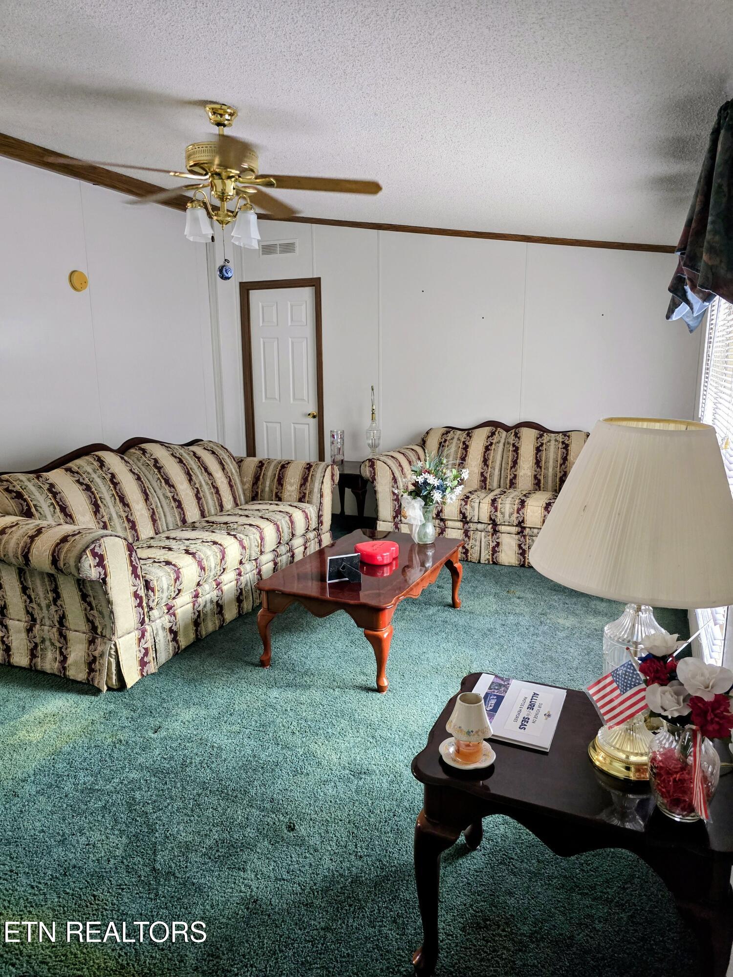 118 Wolf Creek Road Kingston TN 37763