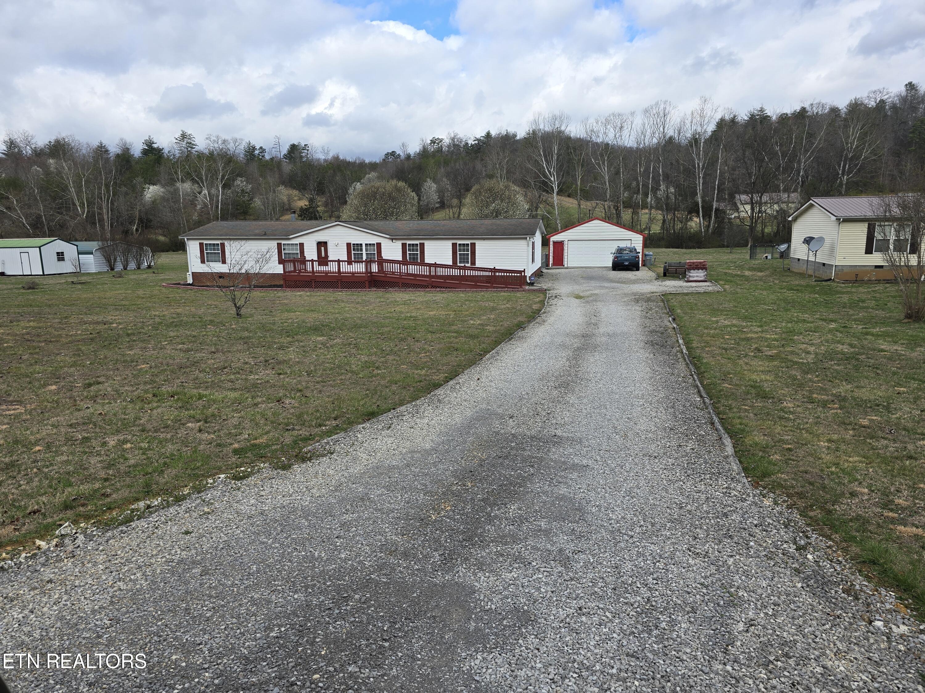 118 Wolf Creek Road Kingston TN 37763