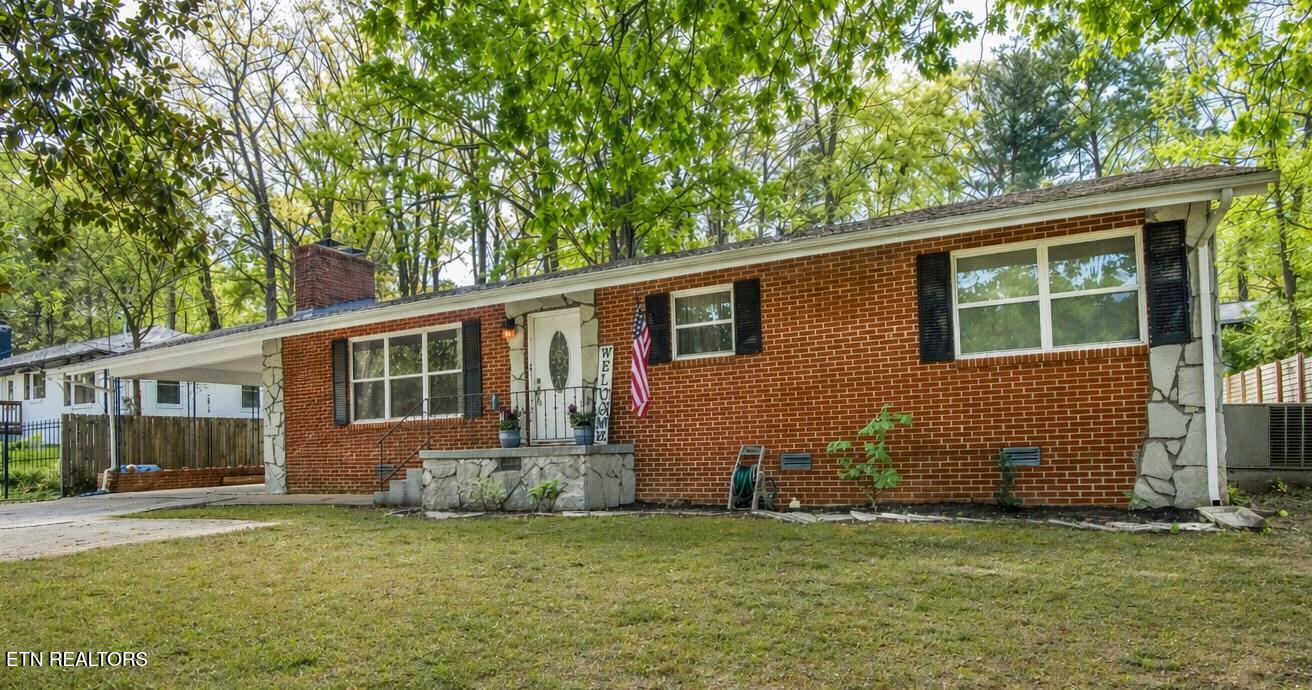 1212 Pilleaux Drive Knoxville TN 37912