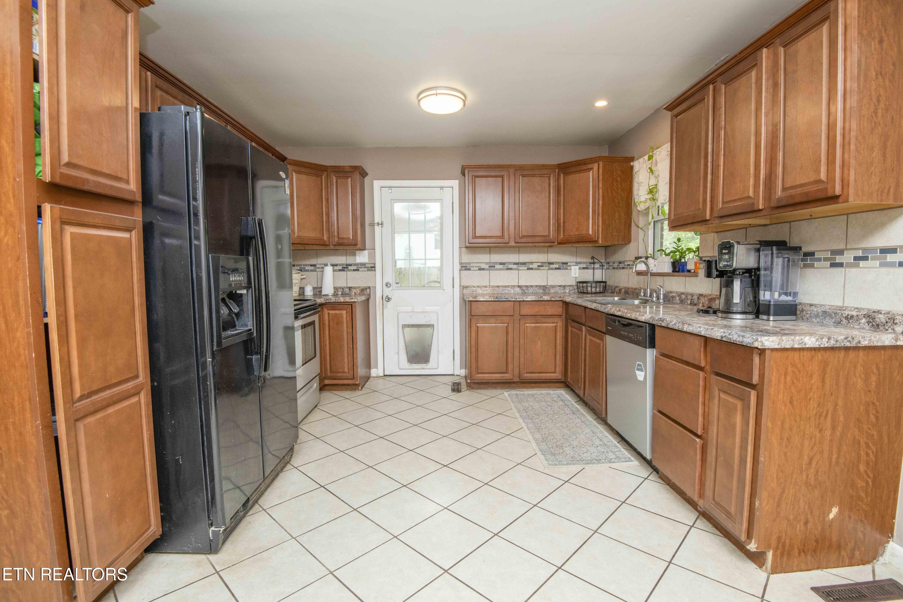 1212 Pilleaux Drive Knoxville TN 37912