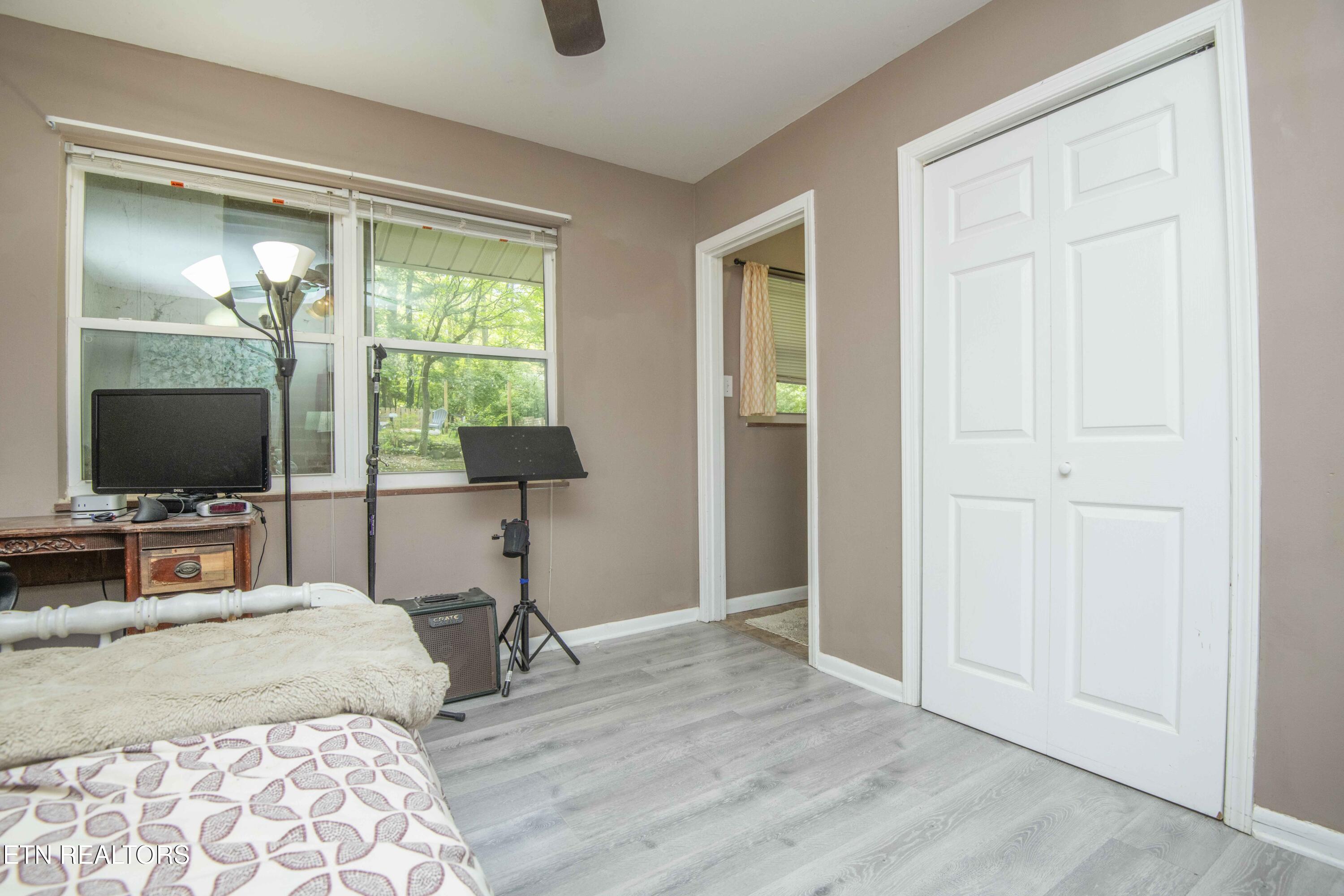 1212 Pilleaux Drive Knoxville TN 37912