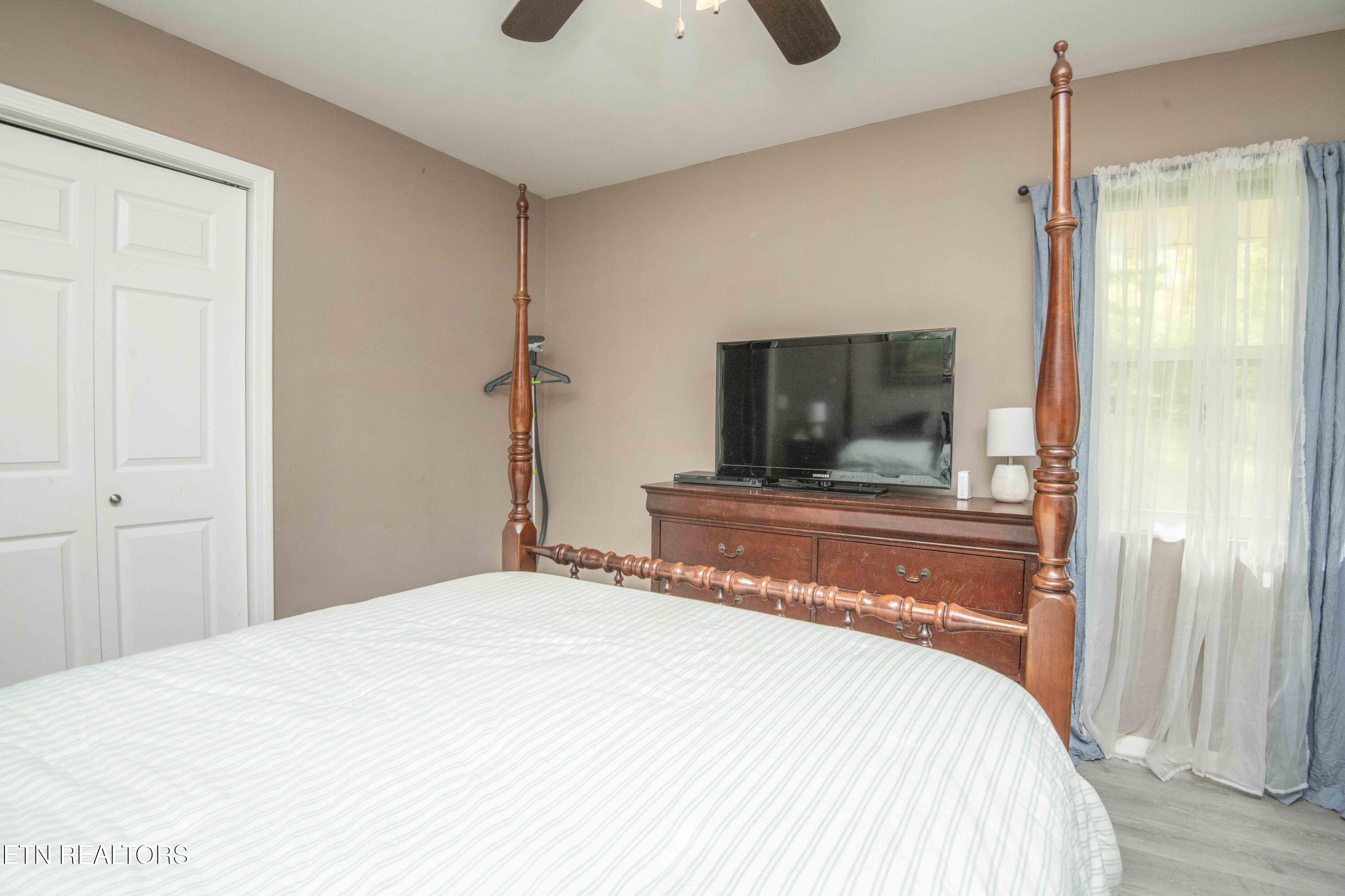 1212 Pilleaux Drive Knoxville TN 37912