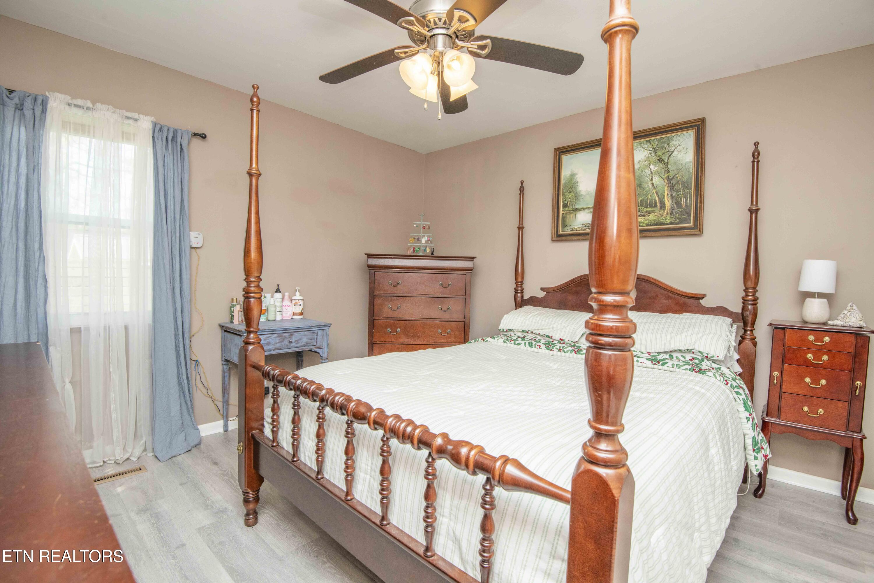1212 Pilleaux Drive Knoxville TN 37912