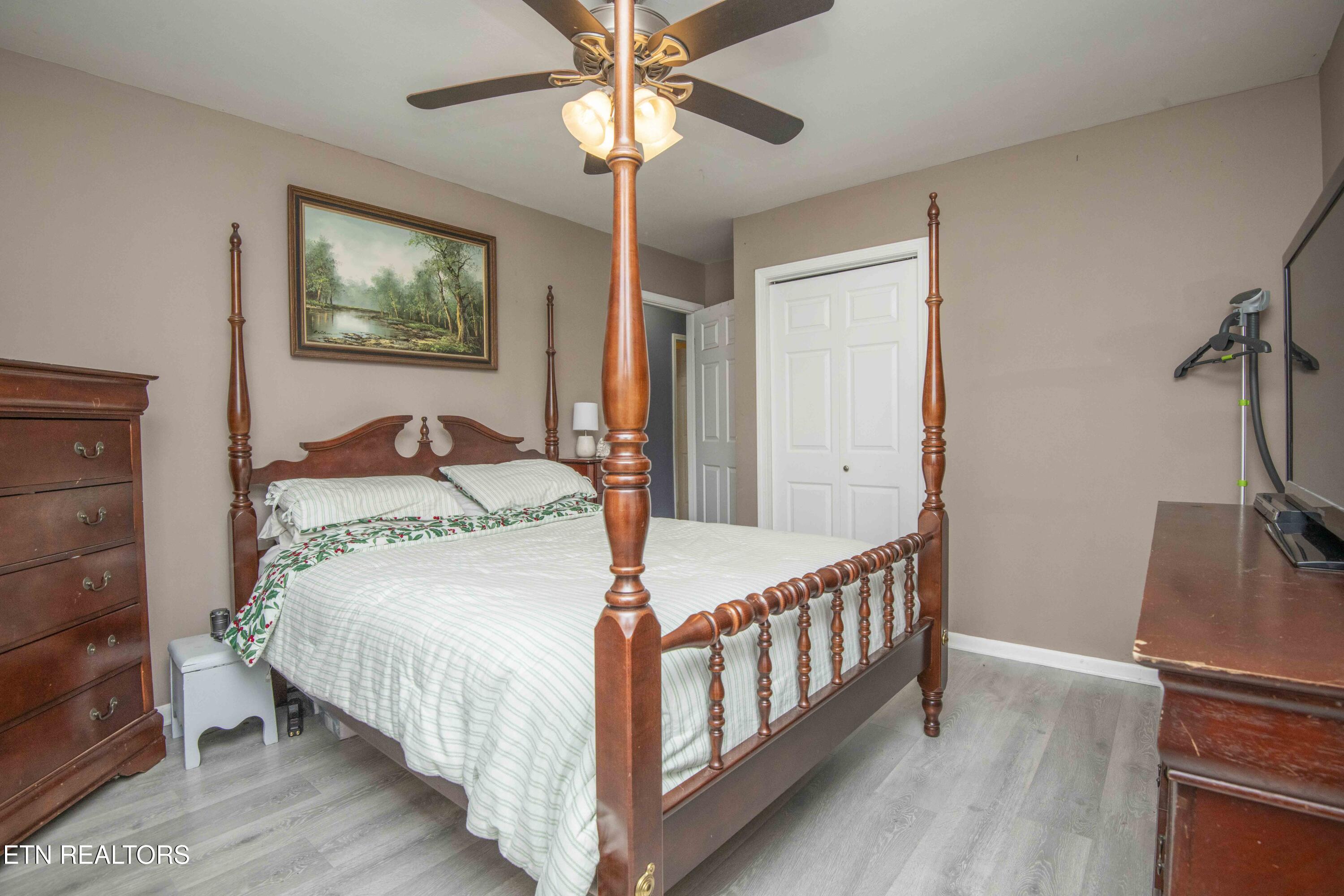 1212 Pilleaux Drive Knoxville TN 37912