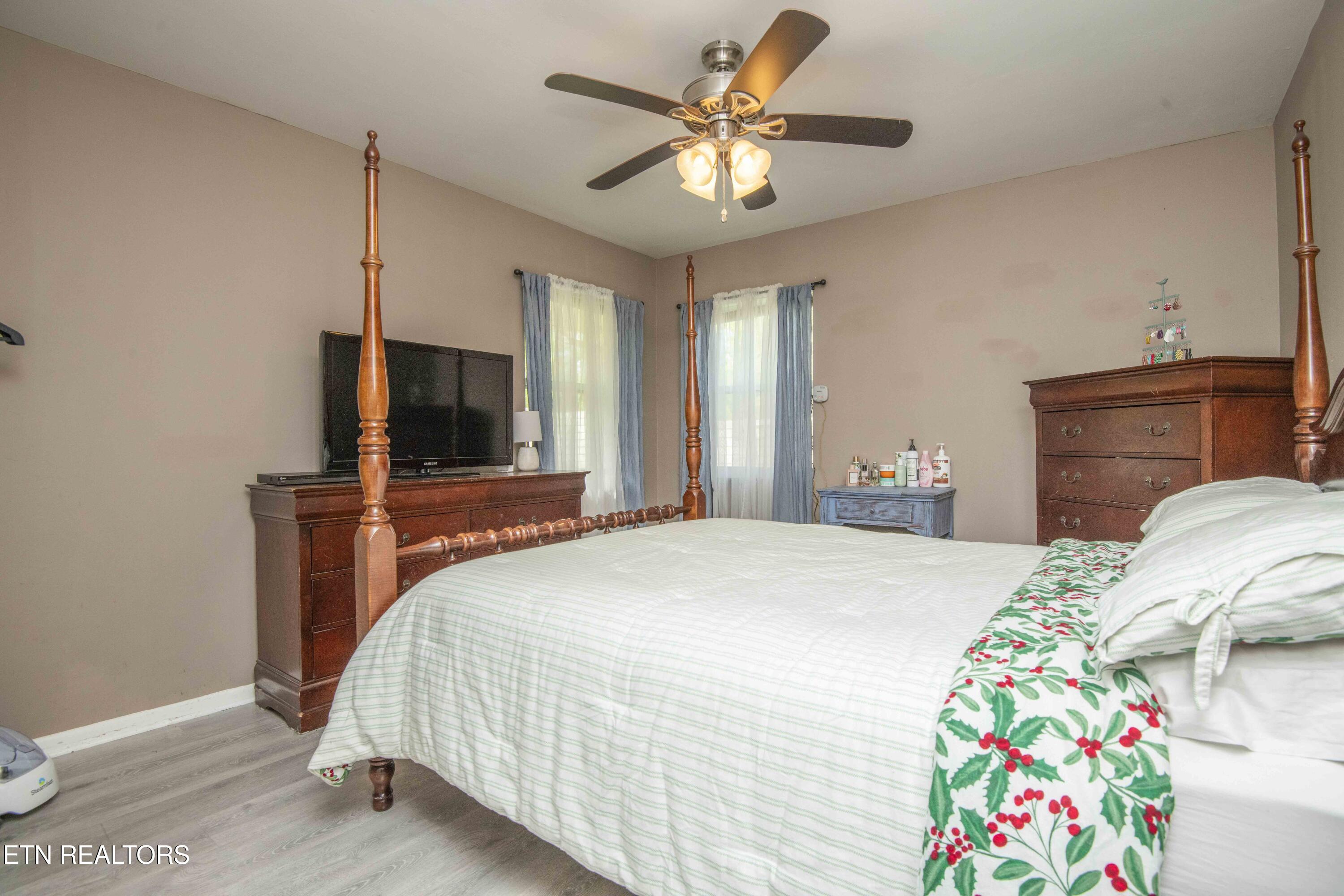 1212 Pilleaux Drive Knoxville TN 37912