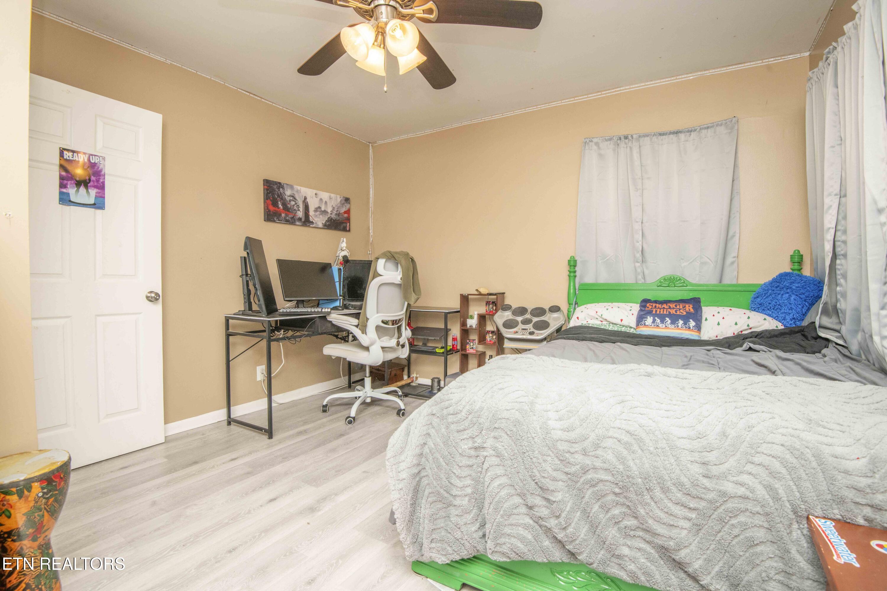 1212 Pilleaux Drive Knoxville TN 37912