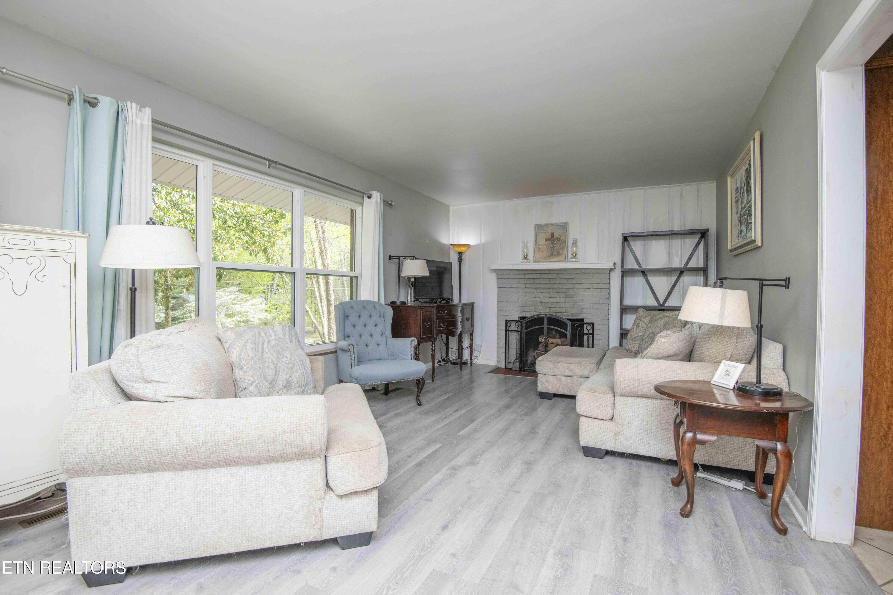 1212 Pilleaux Drive Knoxville TN 37912
