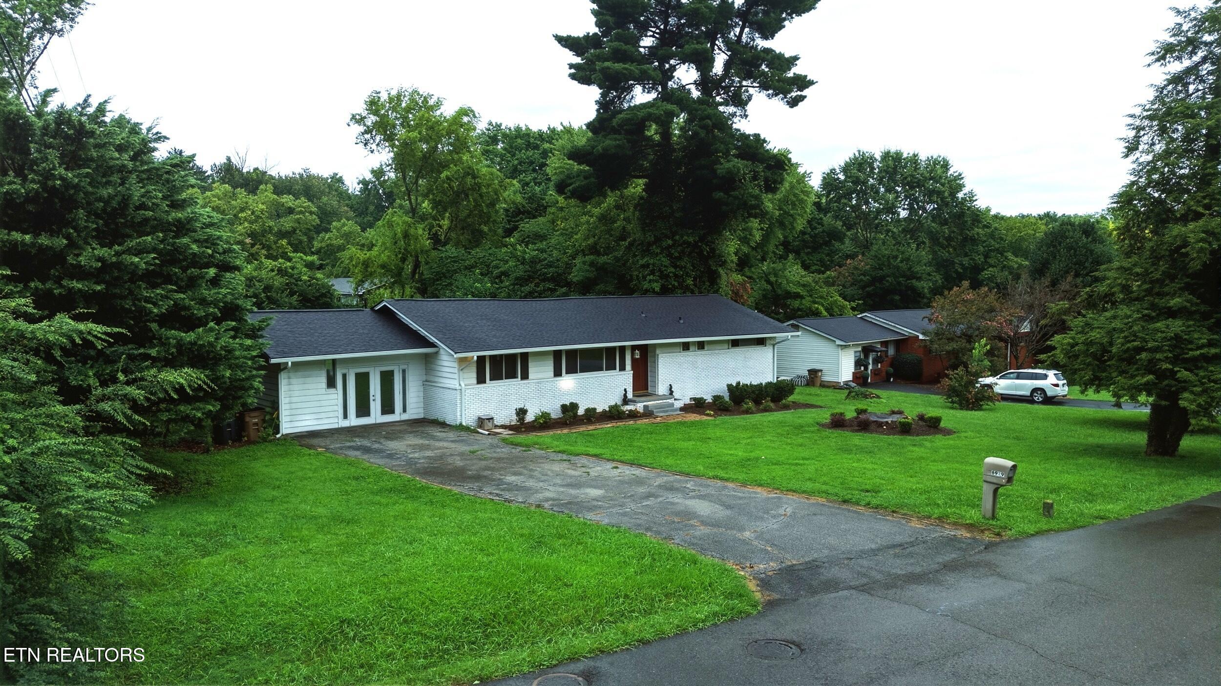 6919 Dorchester Drive Knoxville TN 37909