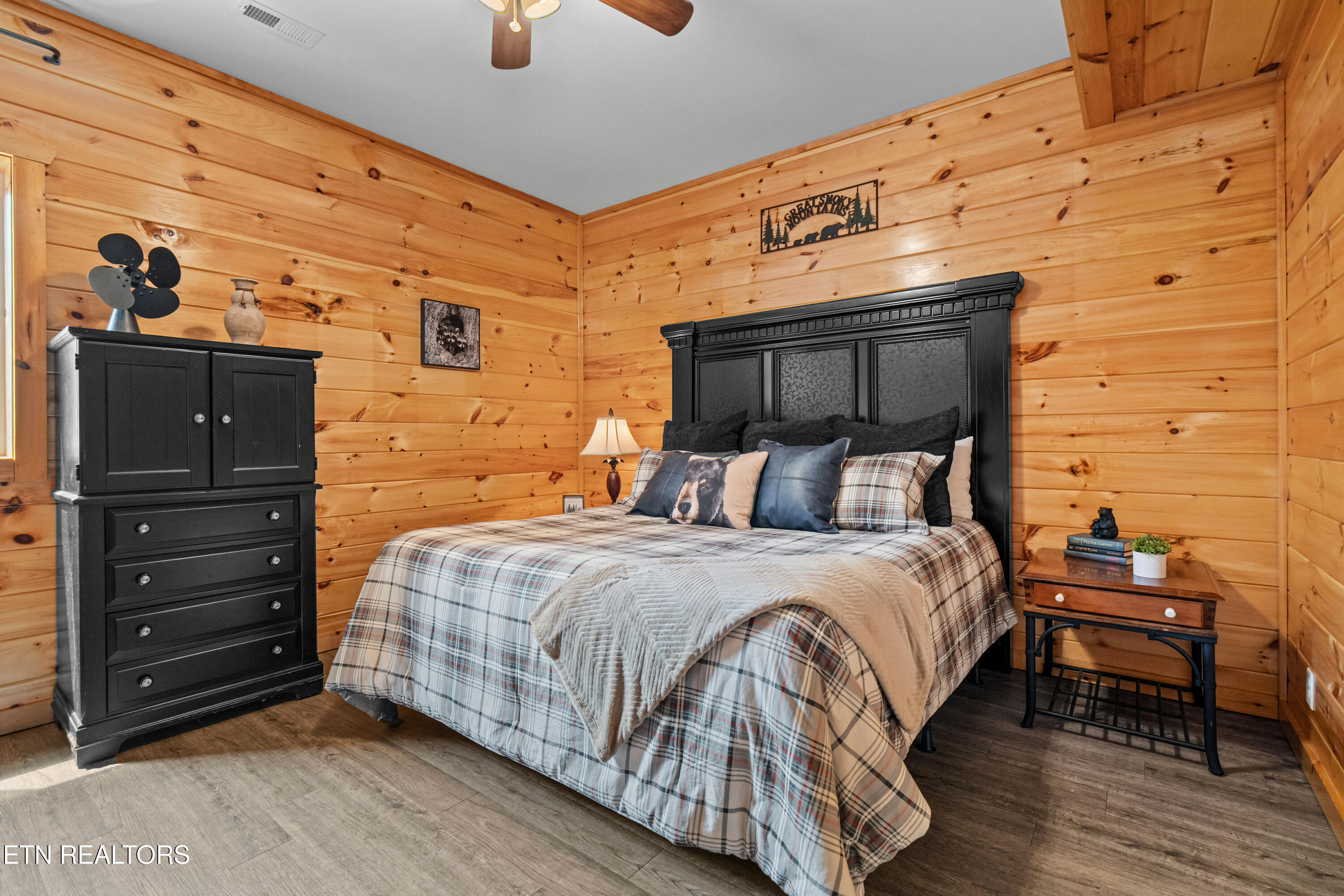 705 Rondayview Lane Sevierville TN 37876