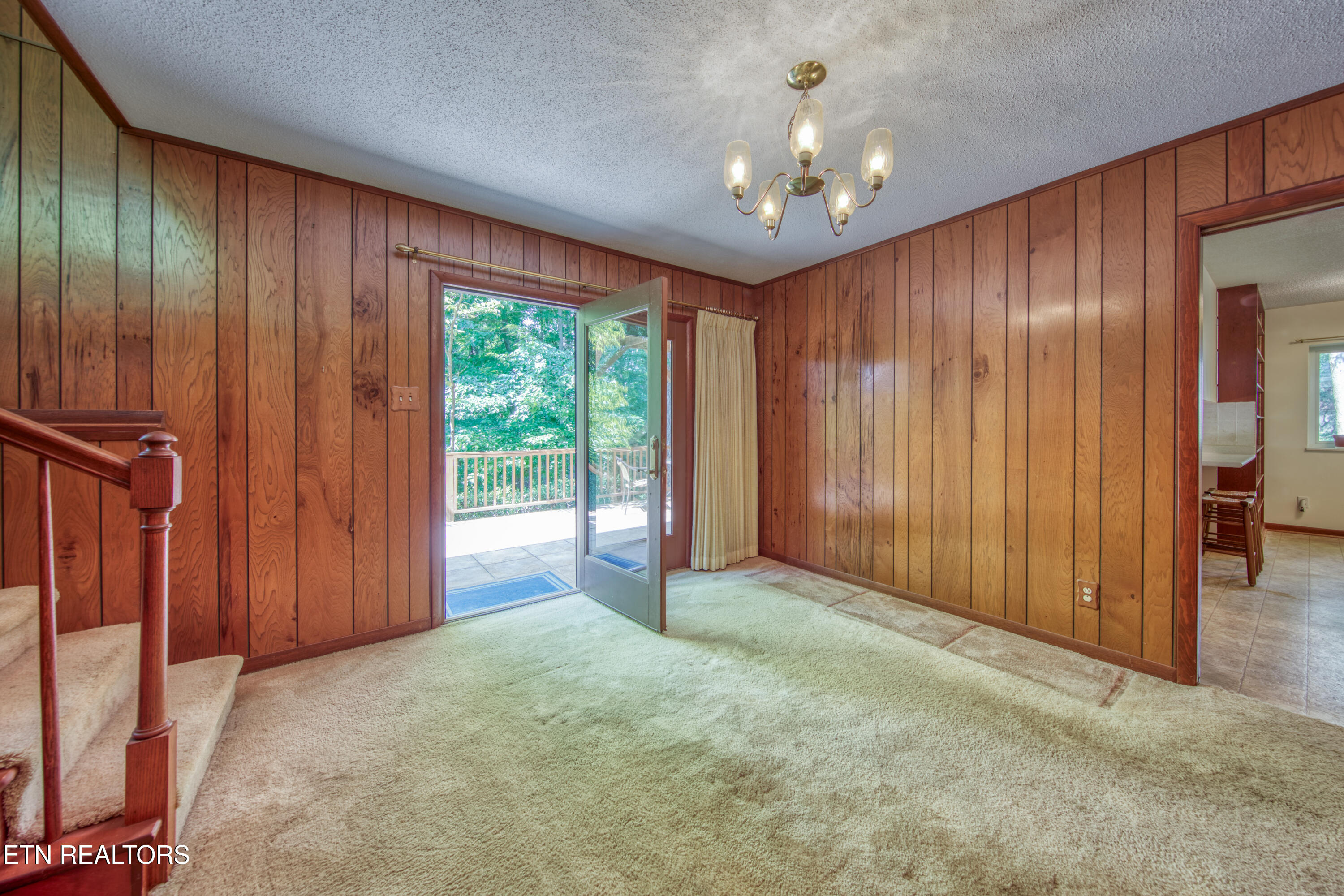 1014 W Outer Drive Oak Ridge TN 37830