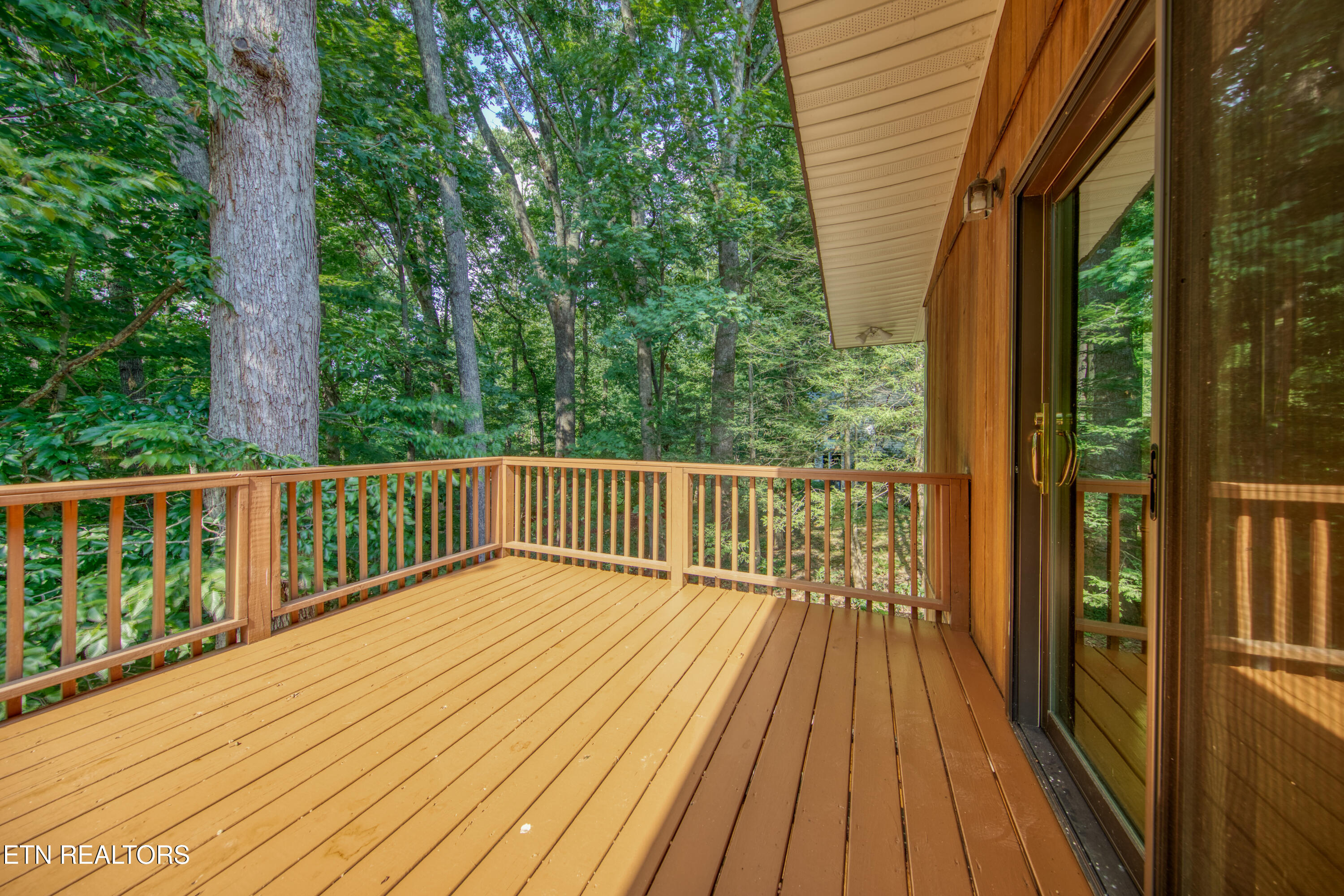 1014 W Outer Drive Oak Ridge TN 37830