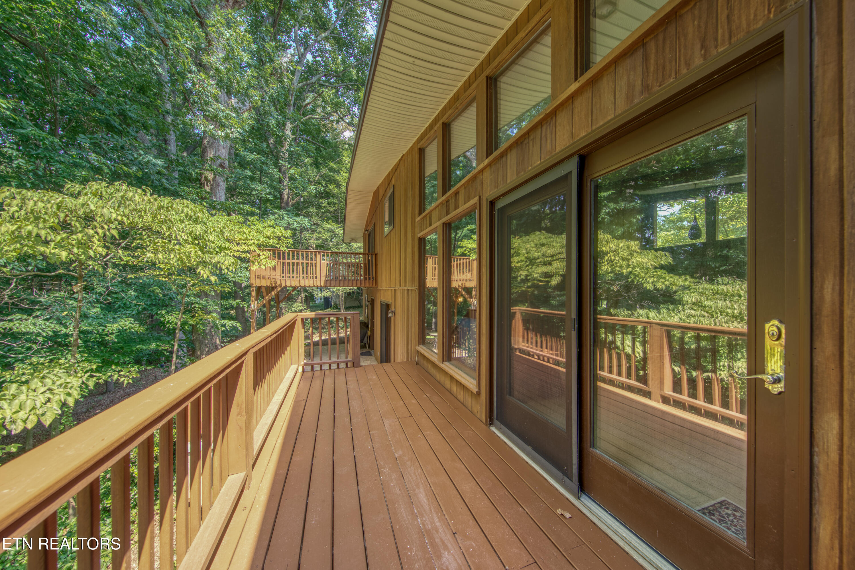 1014 W Outer Drive Oak Ridge TN 37830