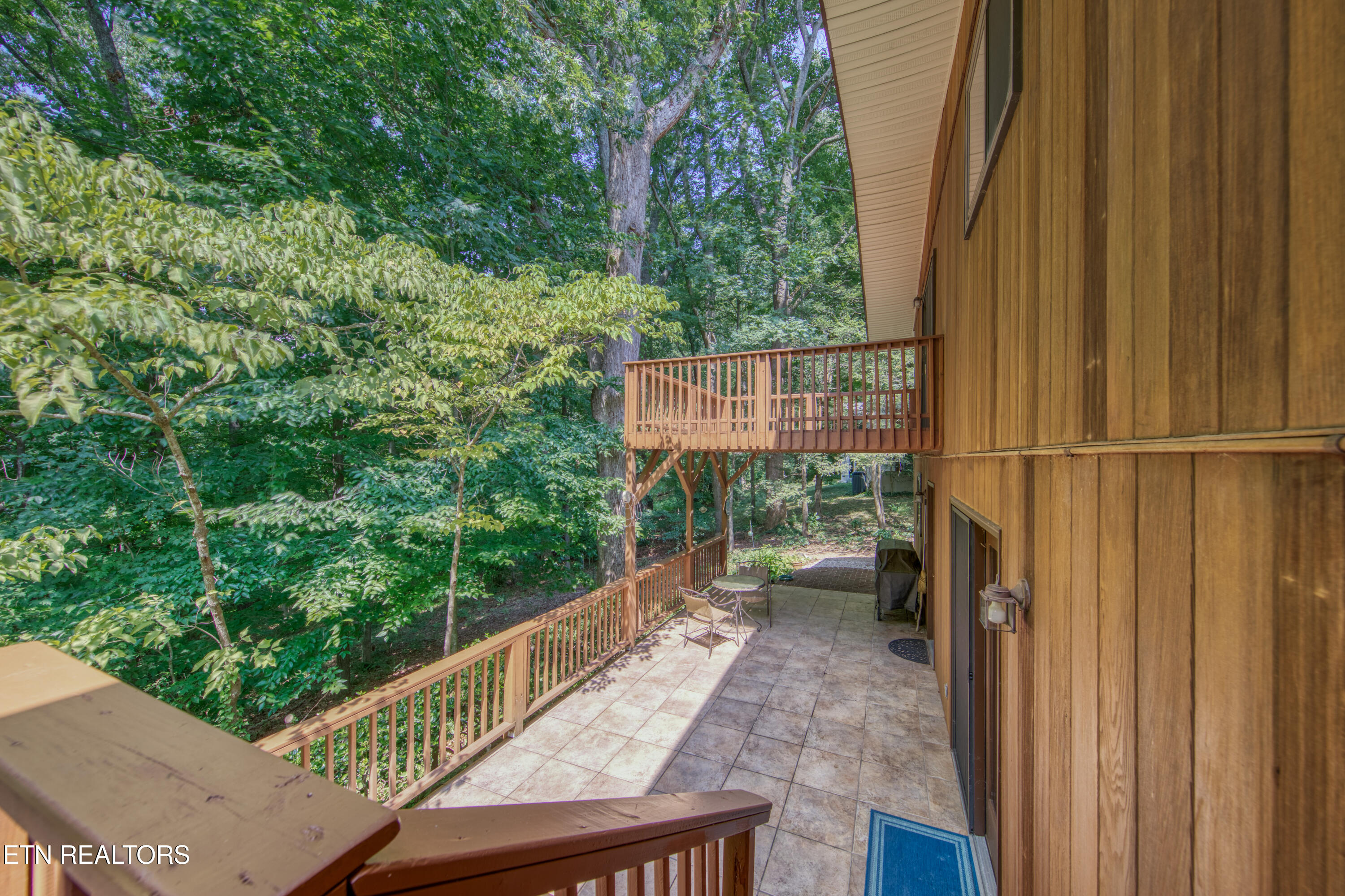 1014 W Outer Drive Oak Ridge TN 37830