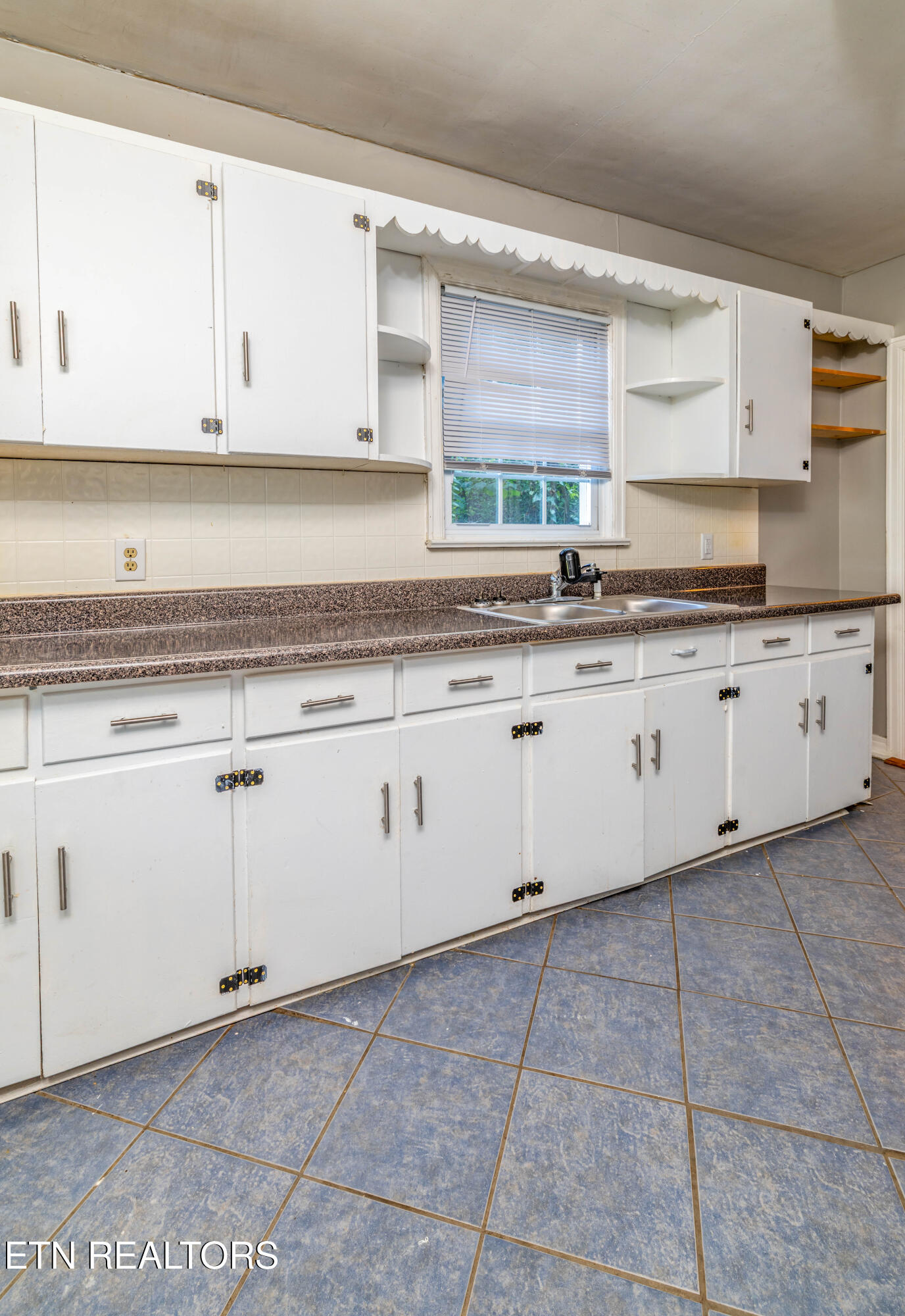 120 Holston Court Knoxville TN 37914