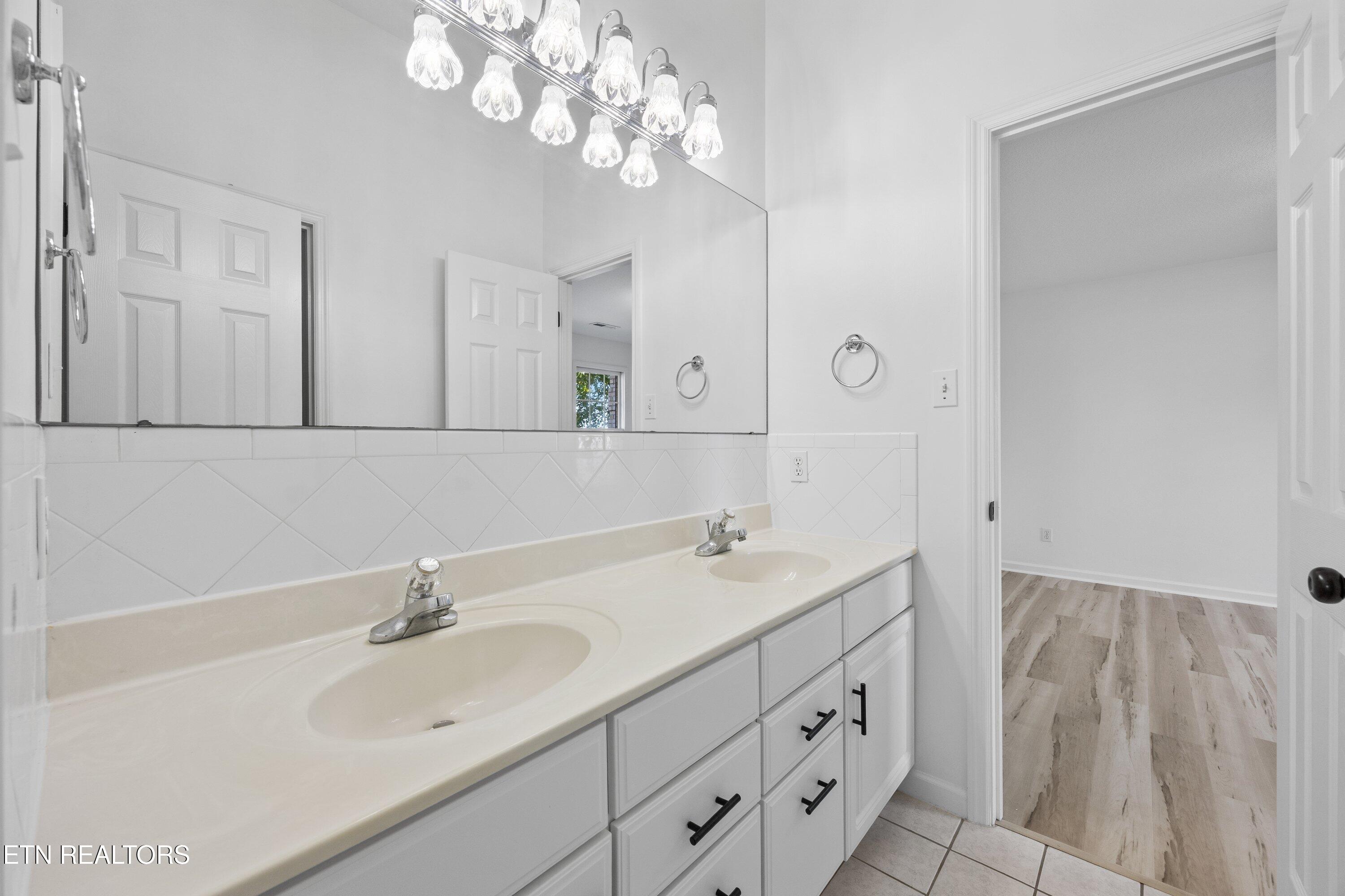 624 Valley Hill Lane Knoxville TN 37922
