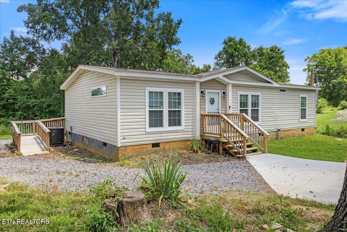 107 Alabama Avenue Etowah TN 37331
