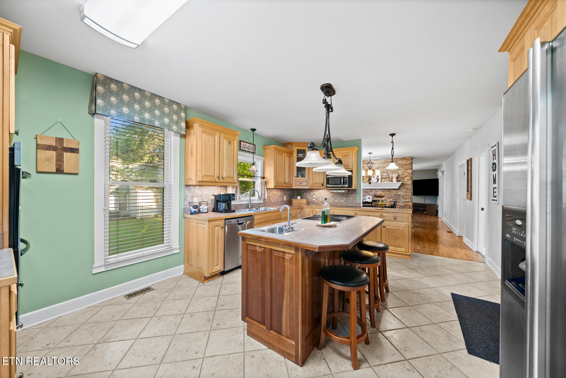206 W Cleveland Avenue Monterey TN 38574